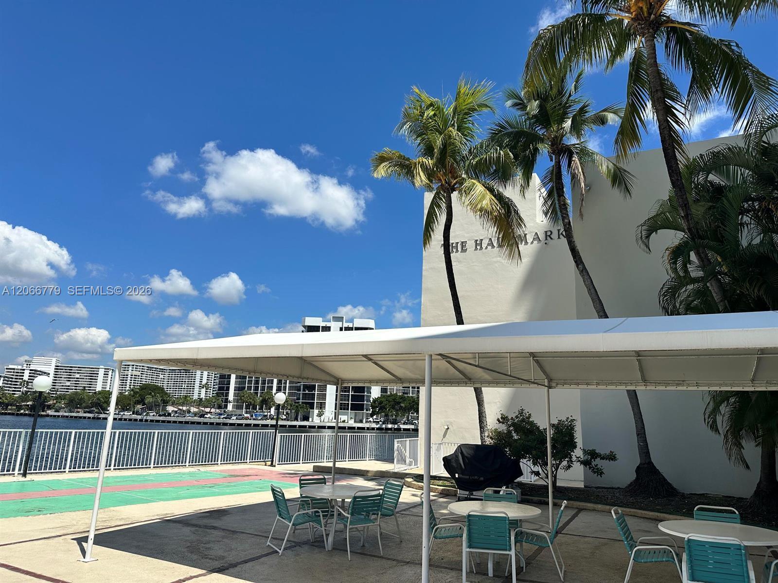 3800 S Ocean Dr # 1516