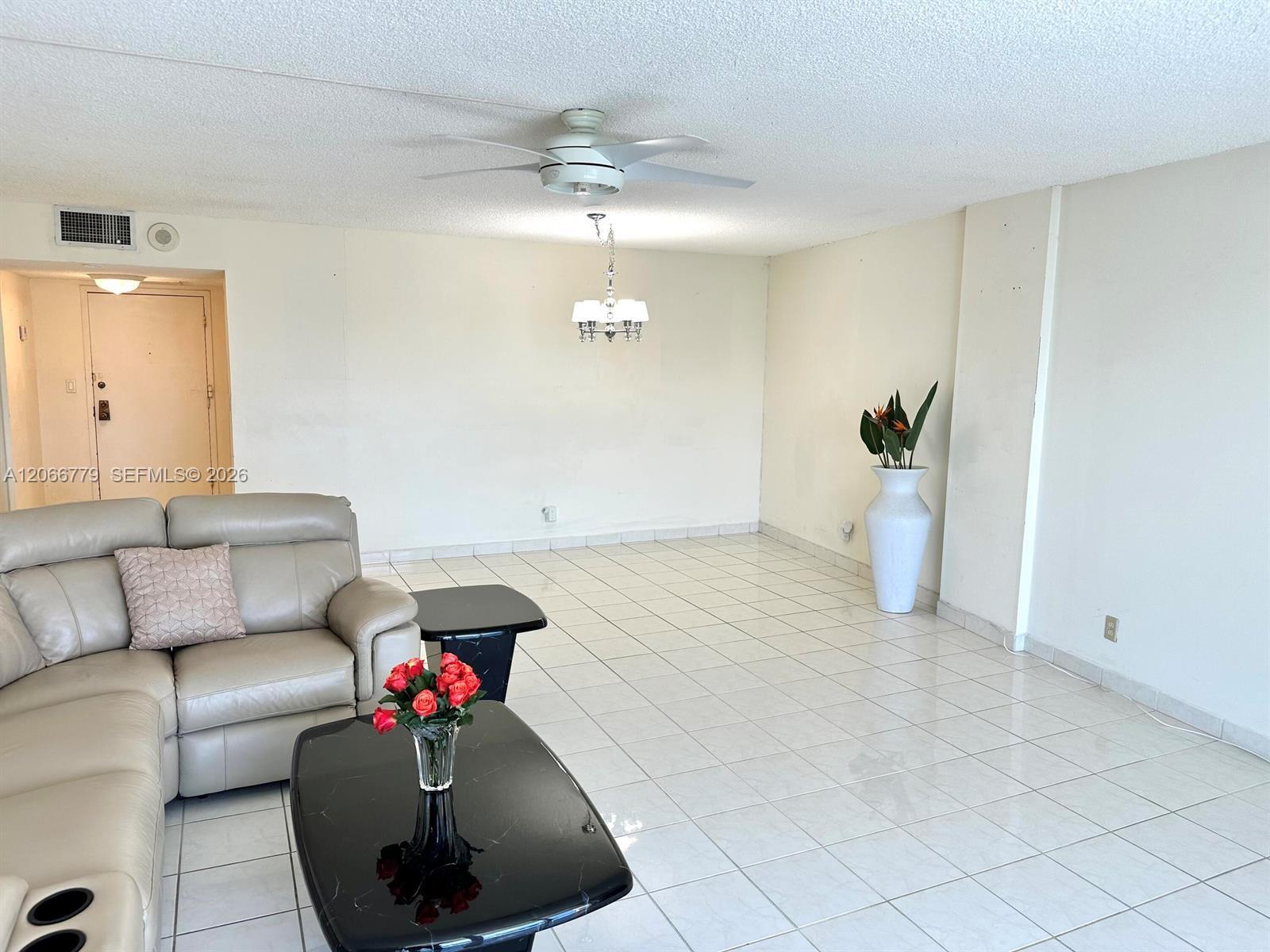 3800 S Ocean Dr # 1516