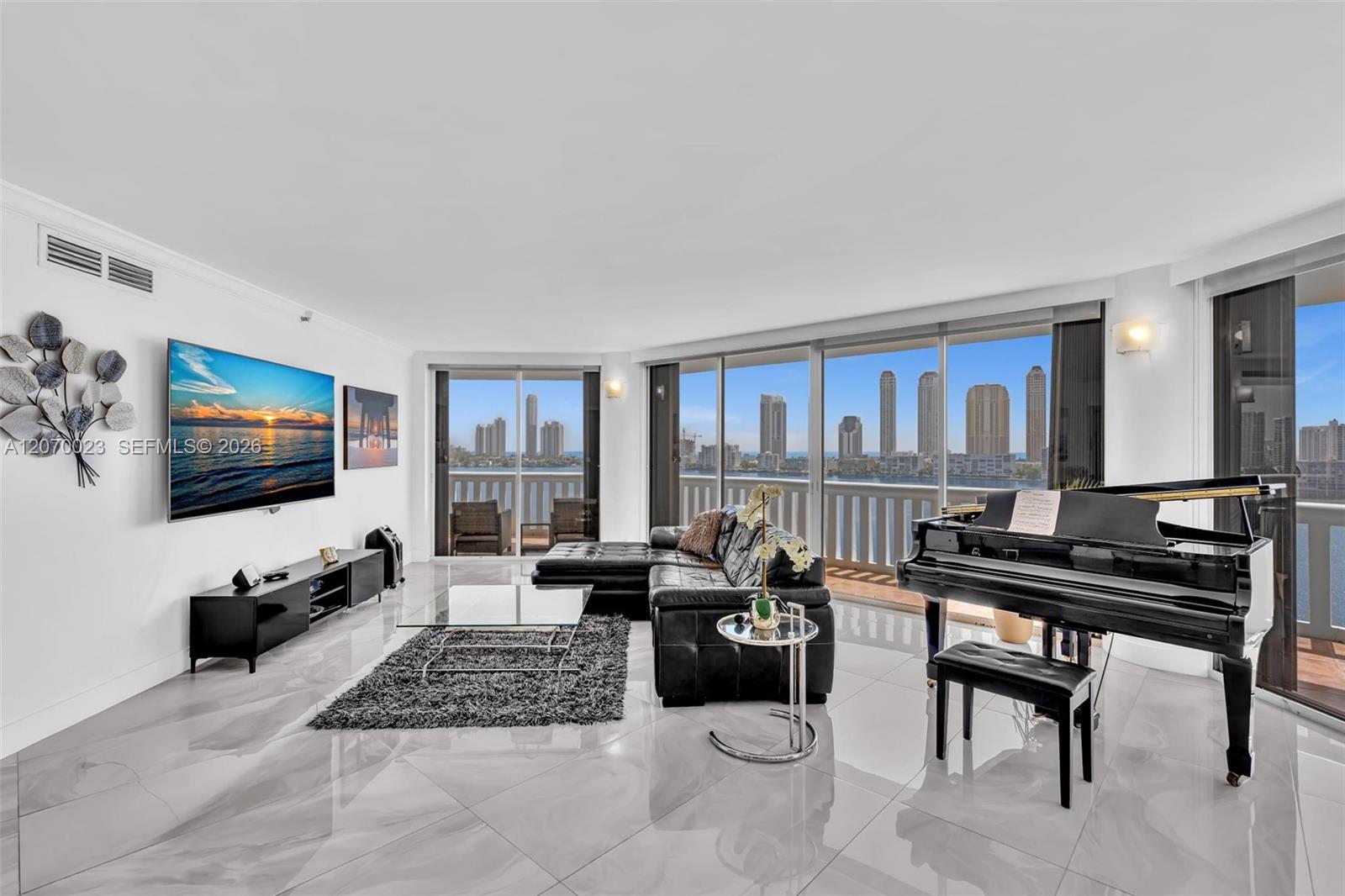 3000 Island Blvd # 1106
