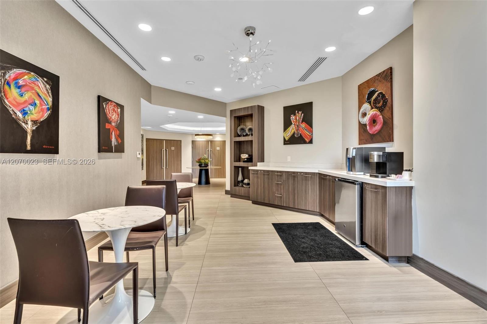 3000 Island Blvd # 1106