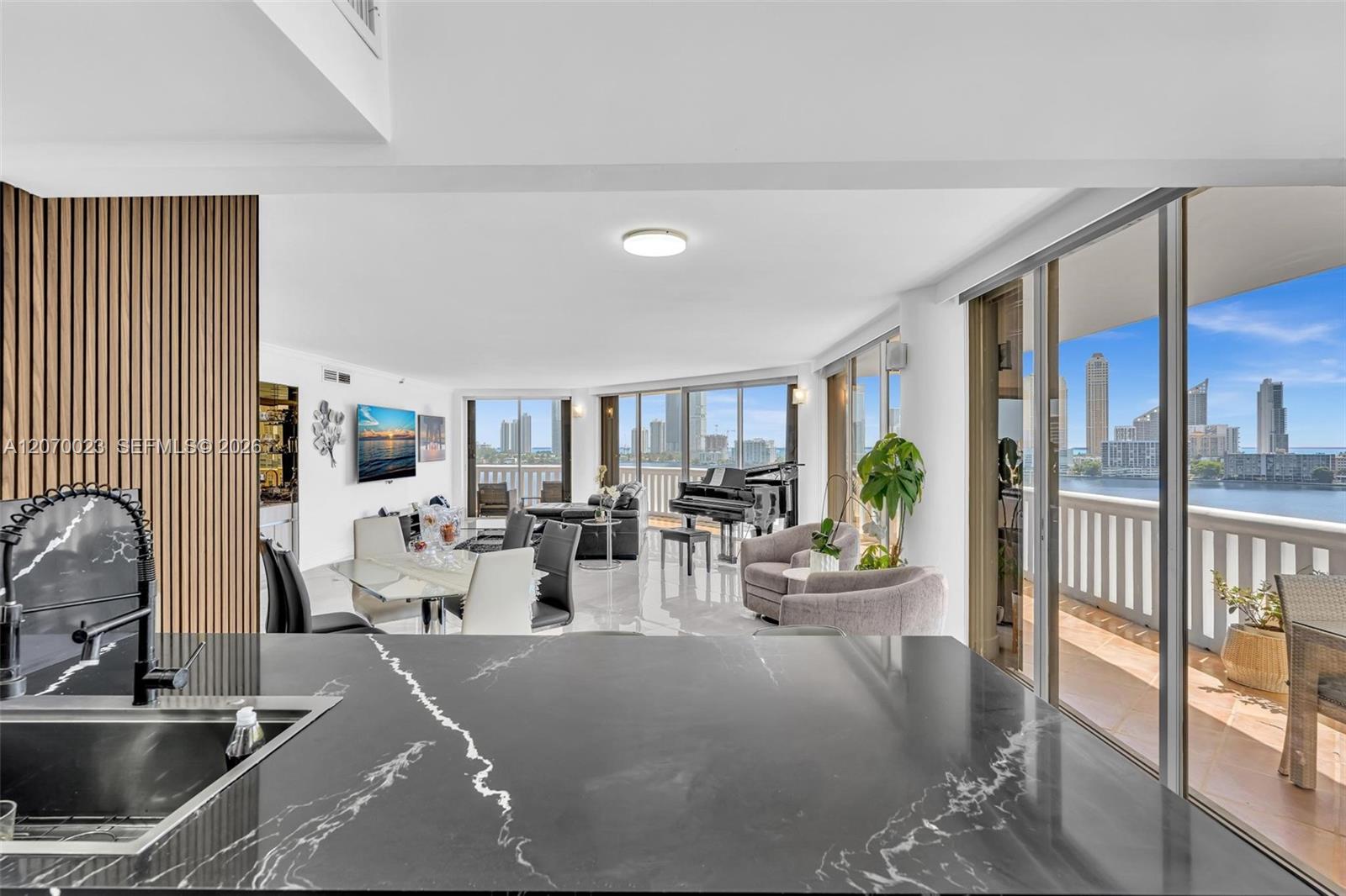 3000 Island Blvd # 1106