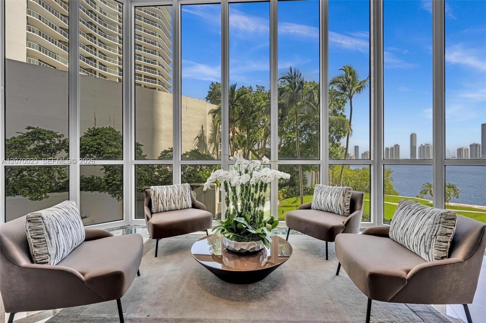 3000 Island Blvd # 1106