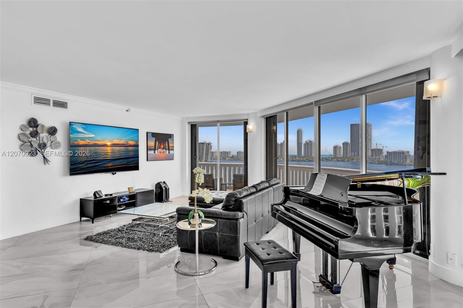 3000 Island Blvd # 1106