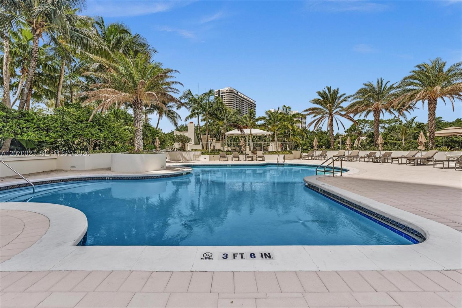 3000 Island Blvd # 1106