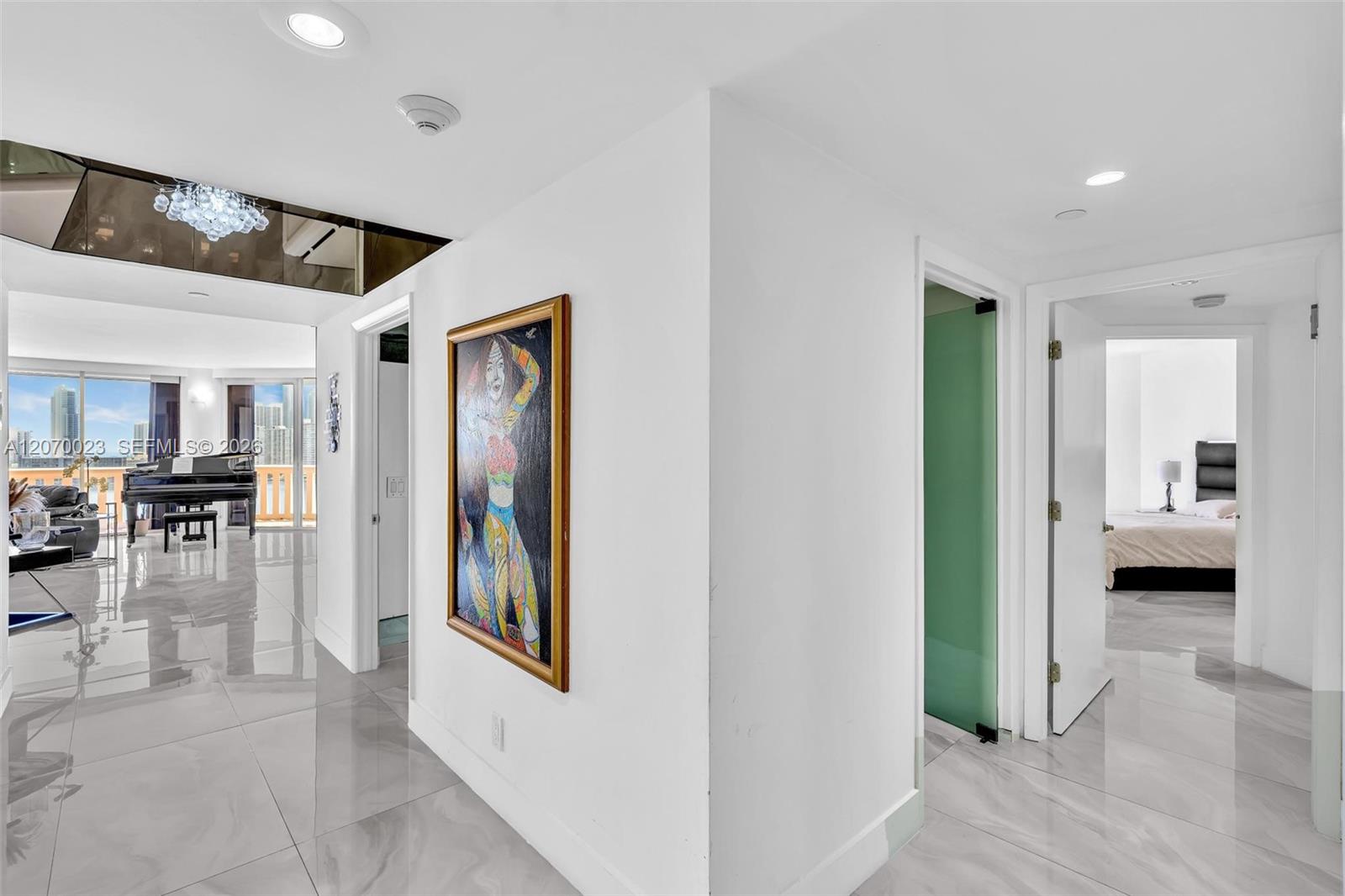 3000 Island Blvd # 1106