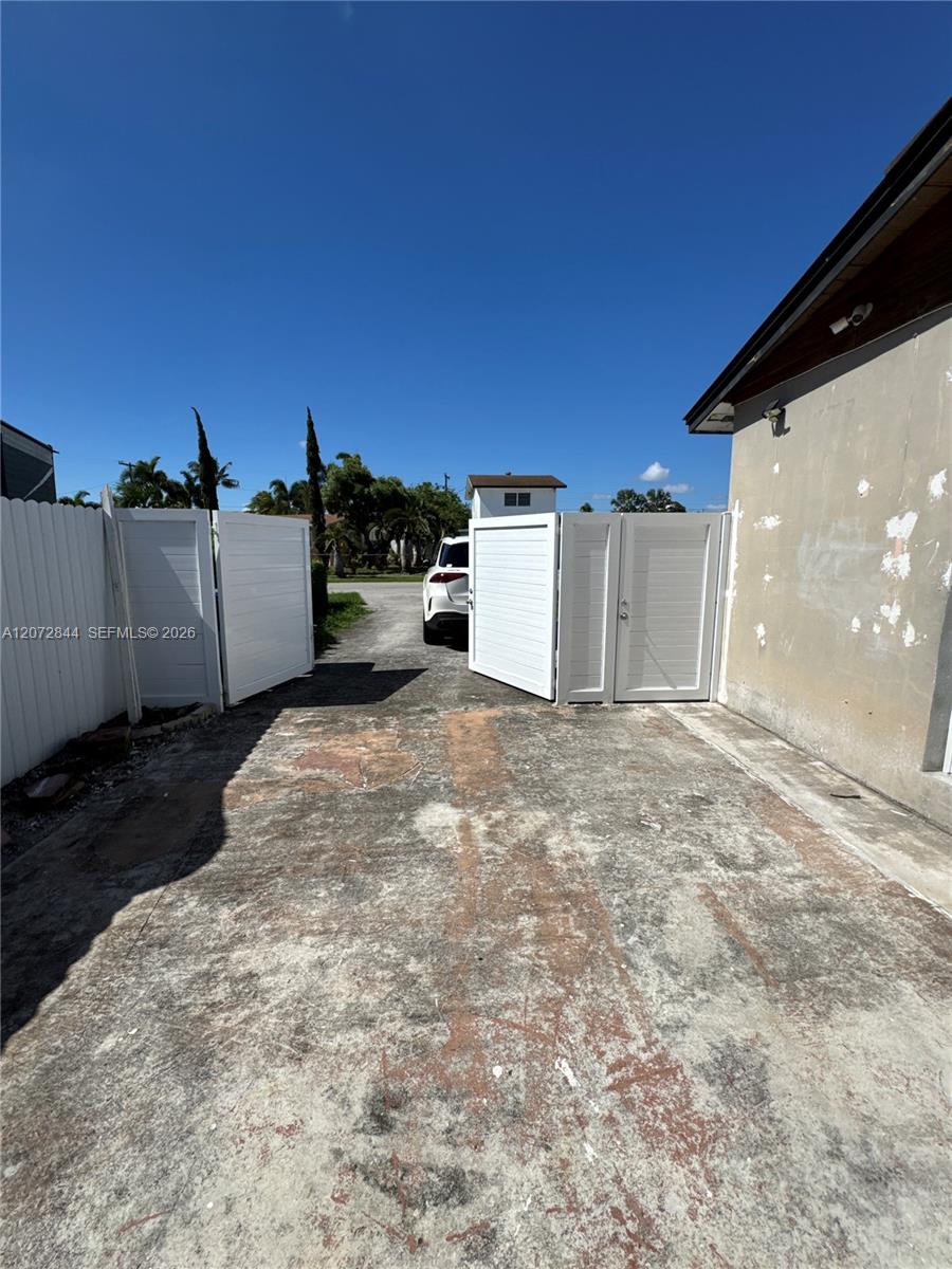 5500 NW 178th Ter