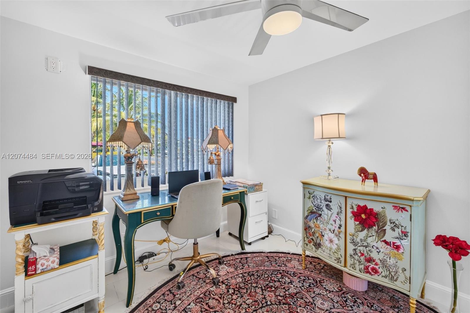 1705 N Riverside Dr # 2