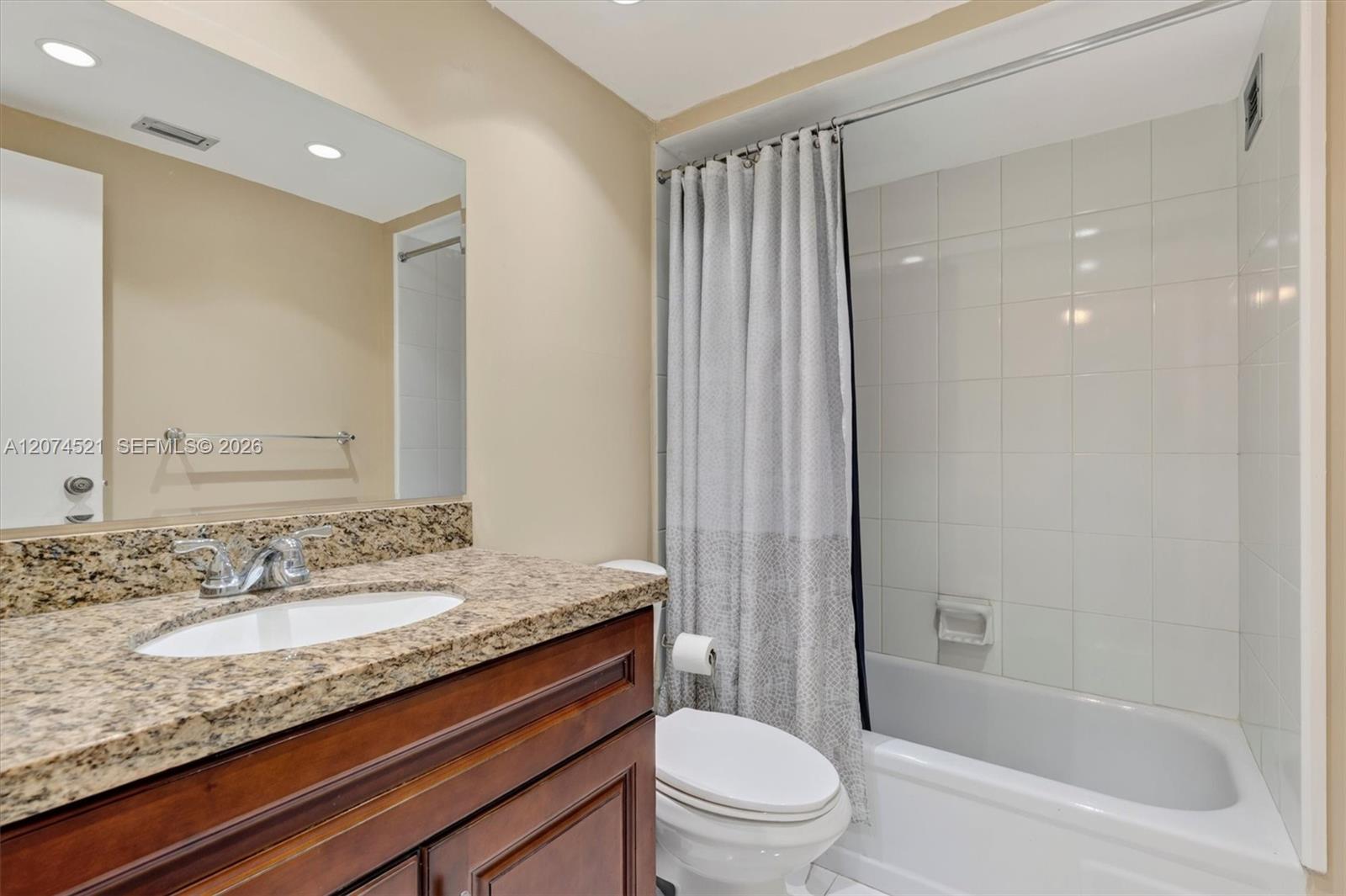 1500 S Ocean Dr # 5E