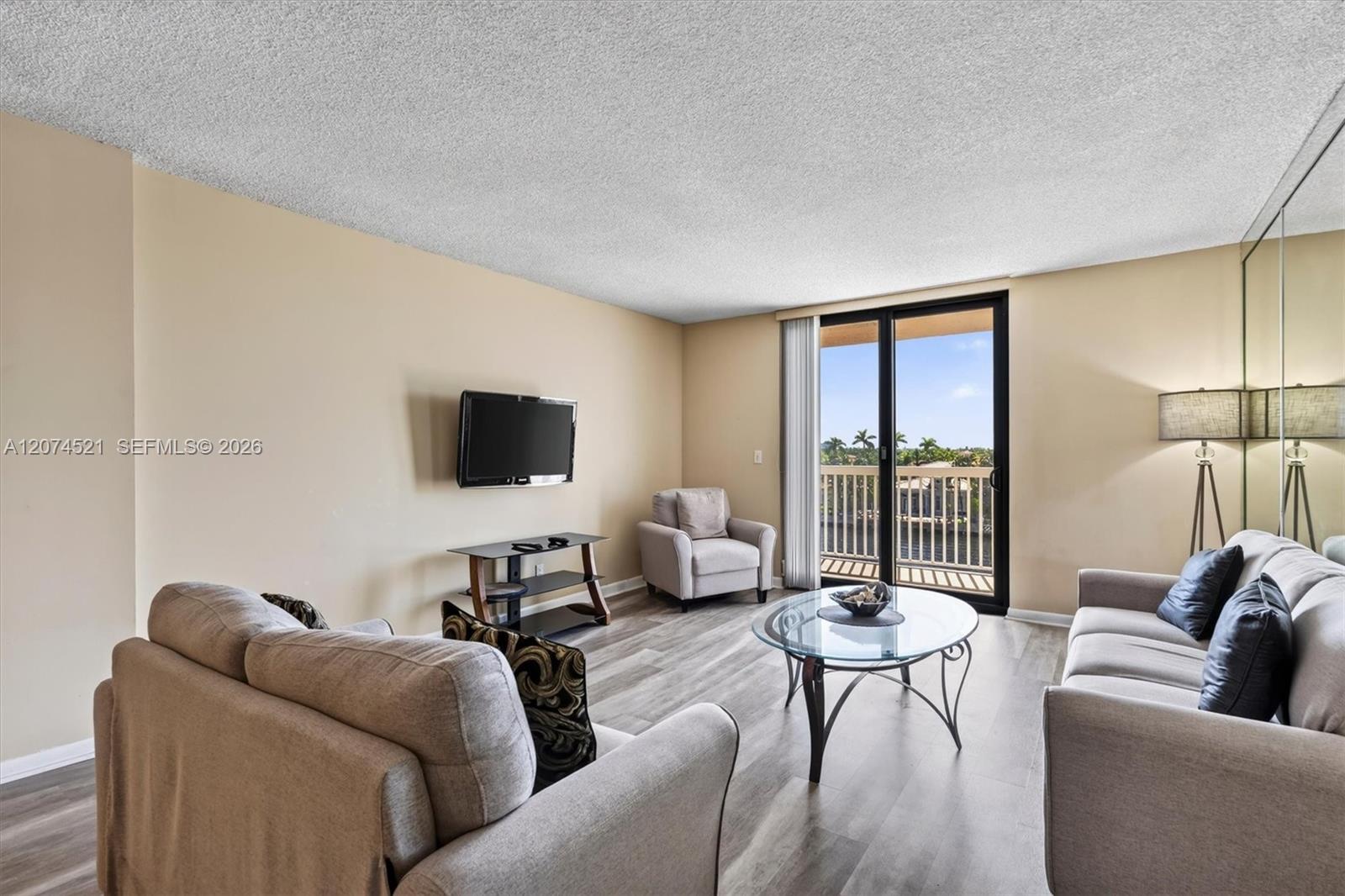 1500 S Ocean Dr # 5E