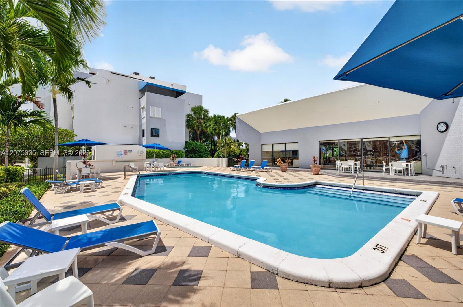 203 Poinciana Dr # 103