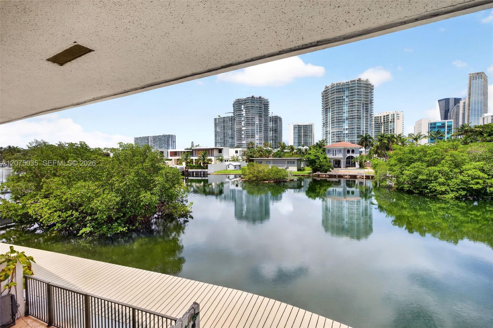 203 Poinciana Dr # 103
