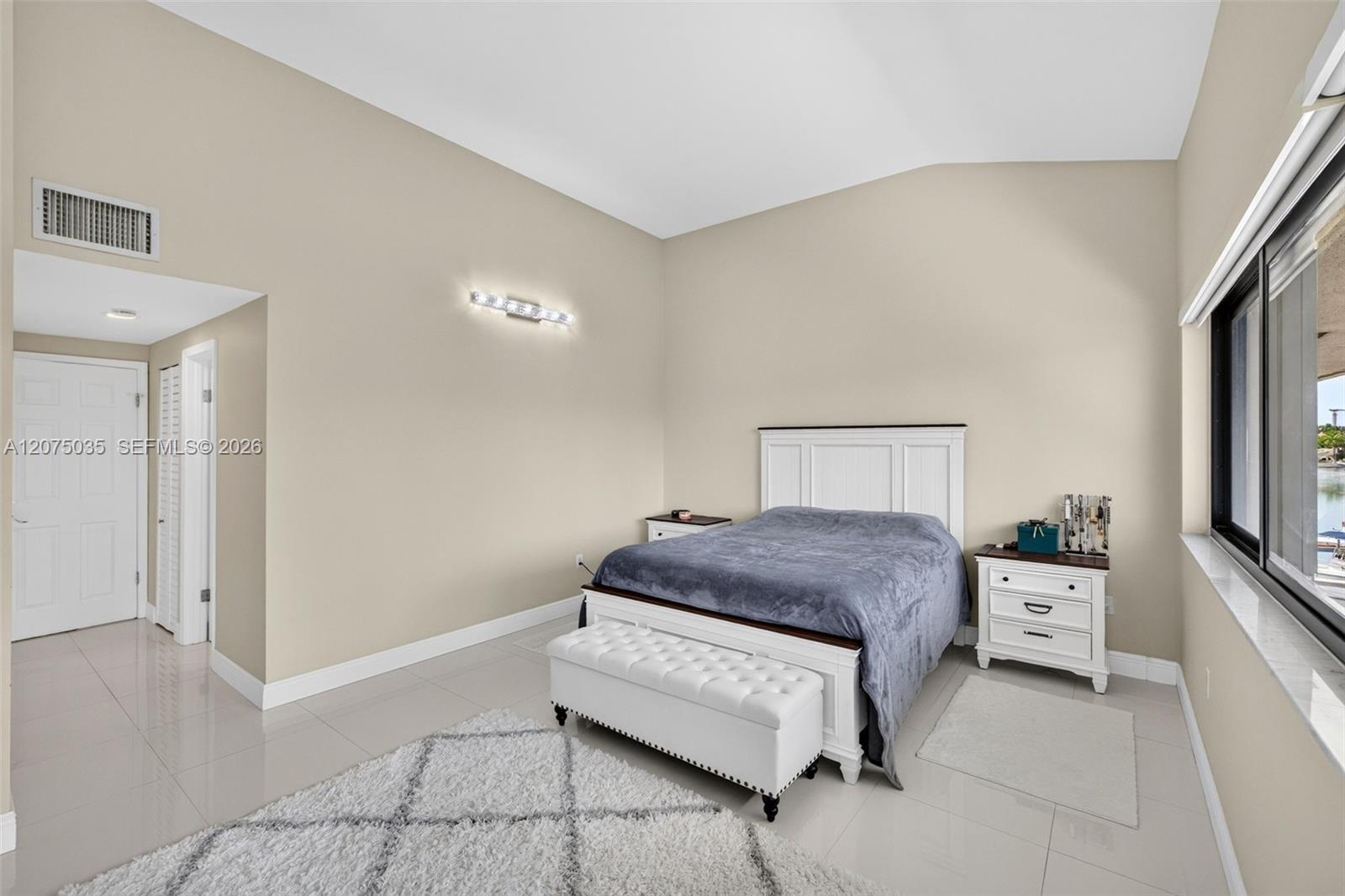 203 Poinciana Dr # 103