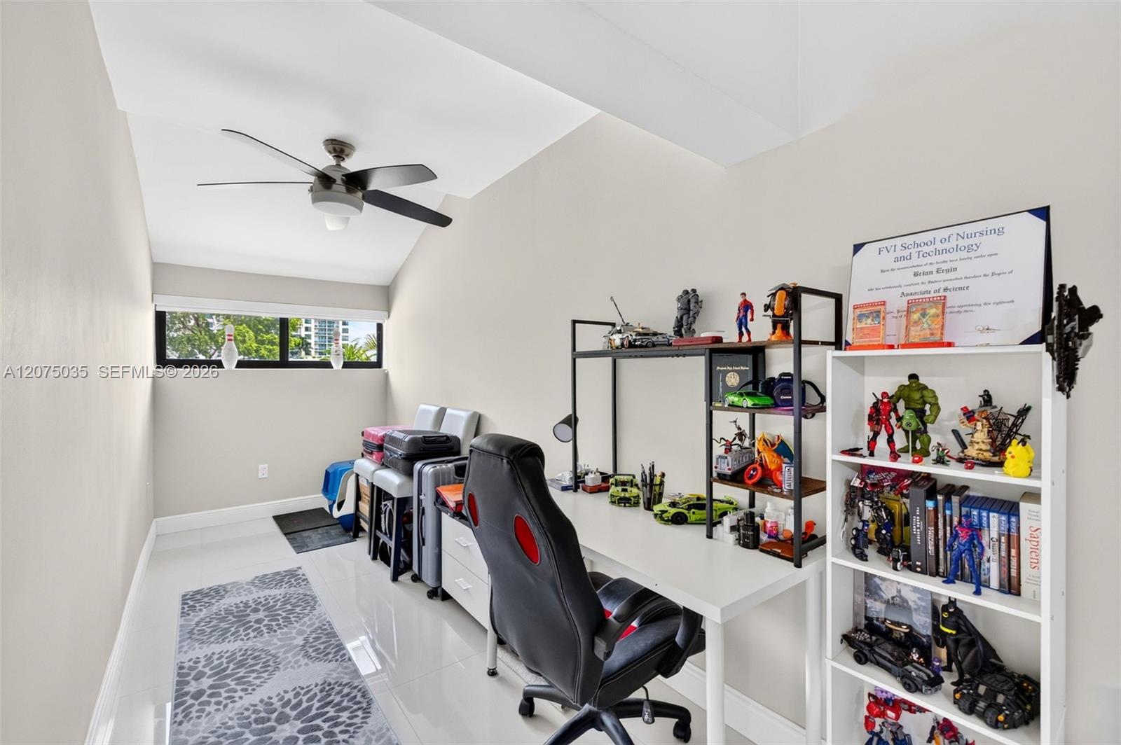 203 Poinciana Dr # 103