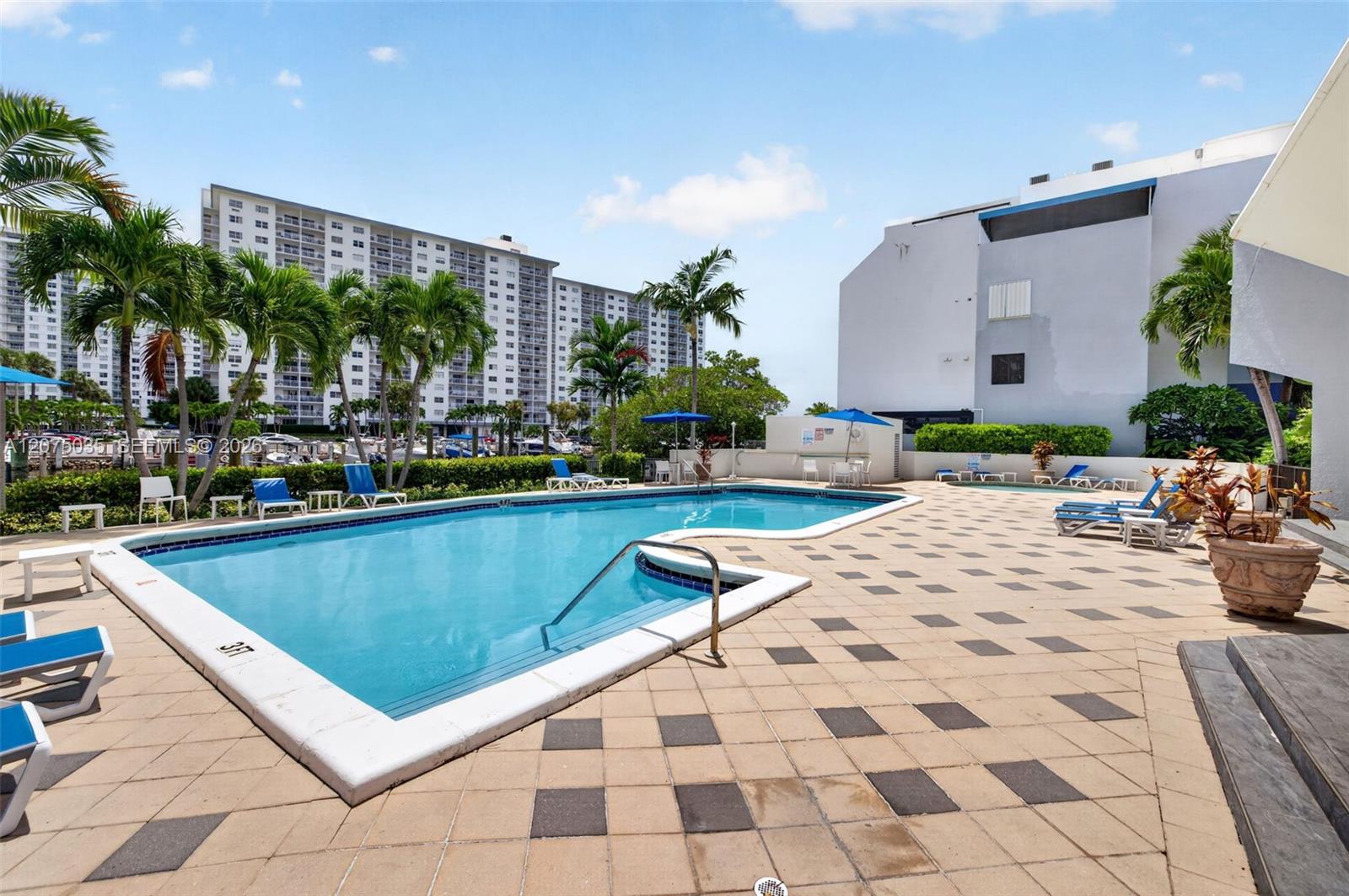 203 Poinciana Dr # 103