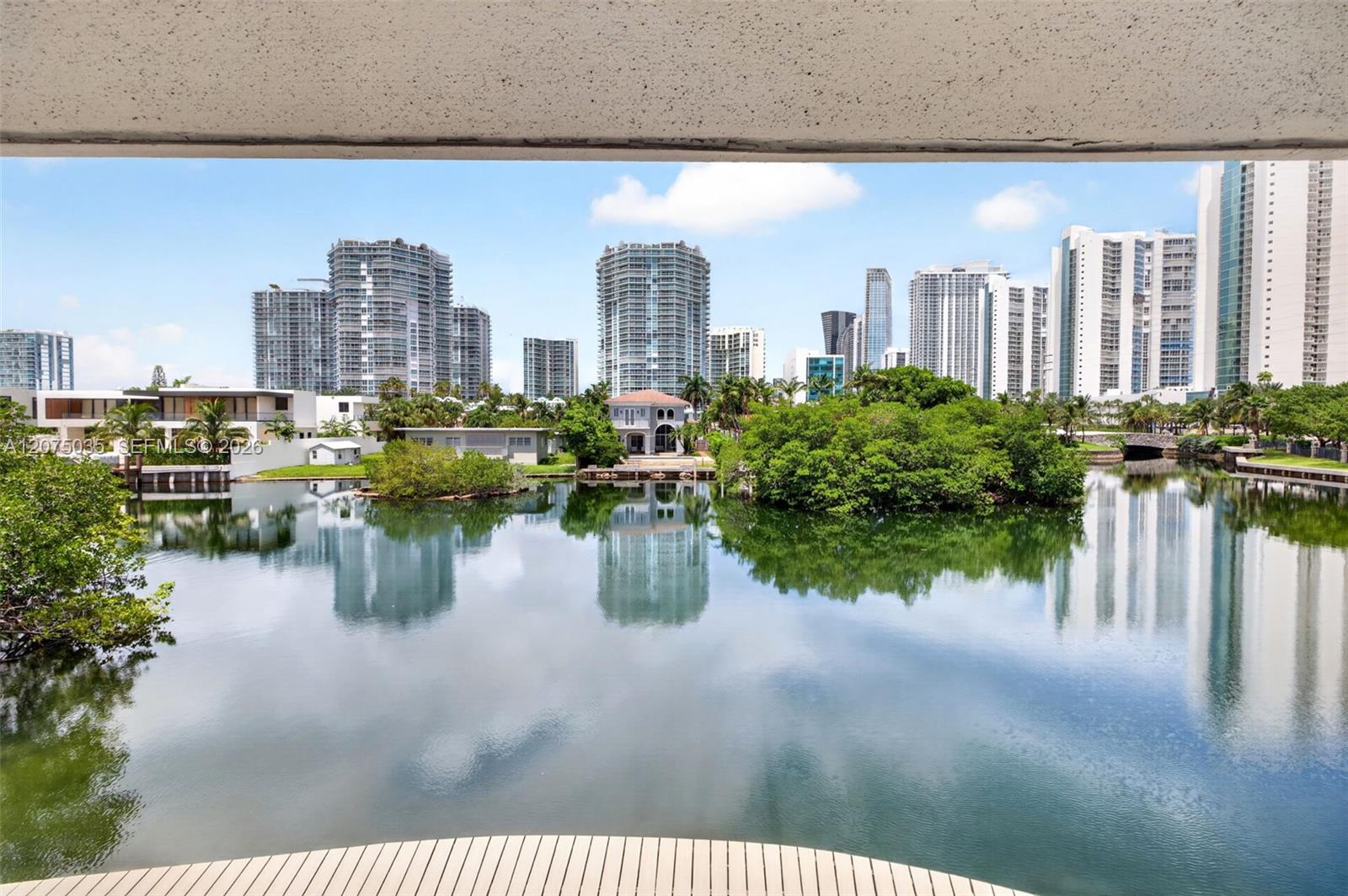 203 Poinciana Dr # 103