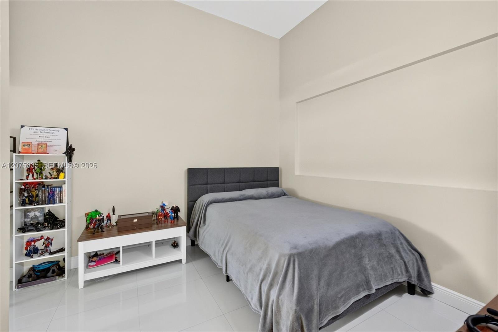 203 Poinciana Dr # 103