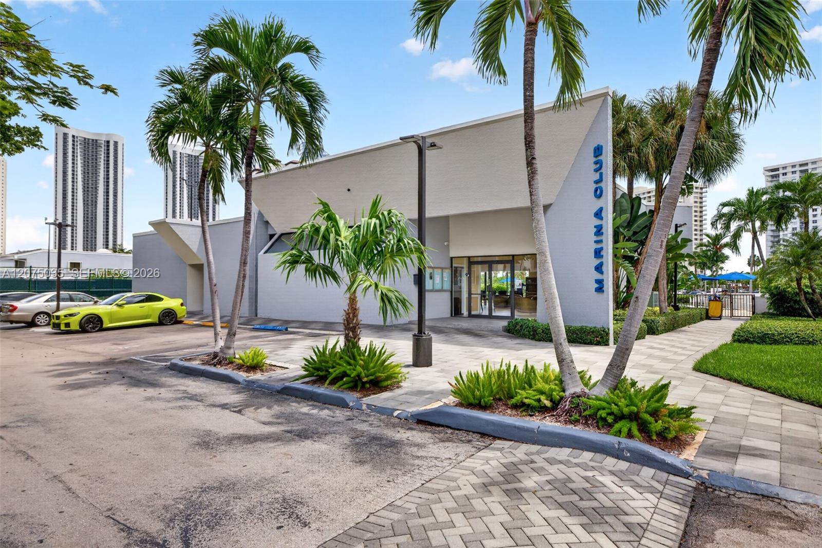 203 Poinciana Dr # 103