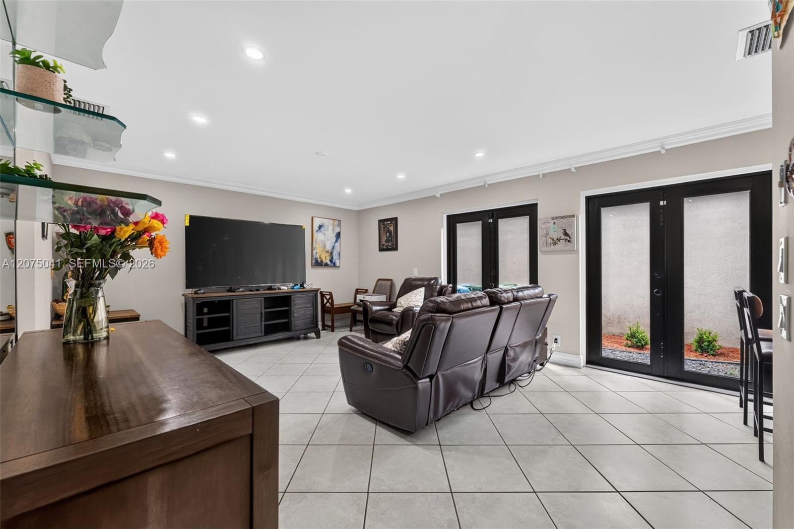 2116 Austin