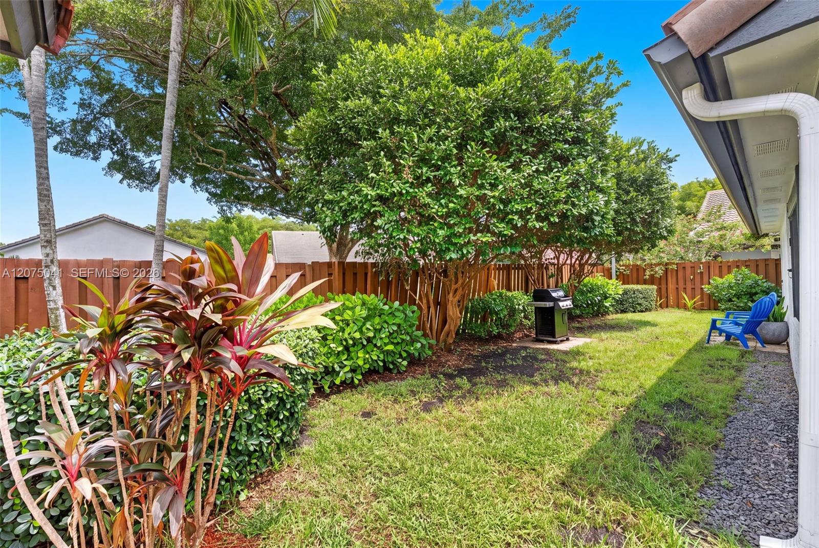 2116 Austin