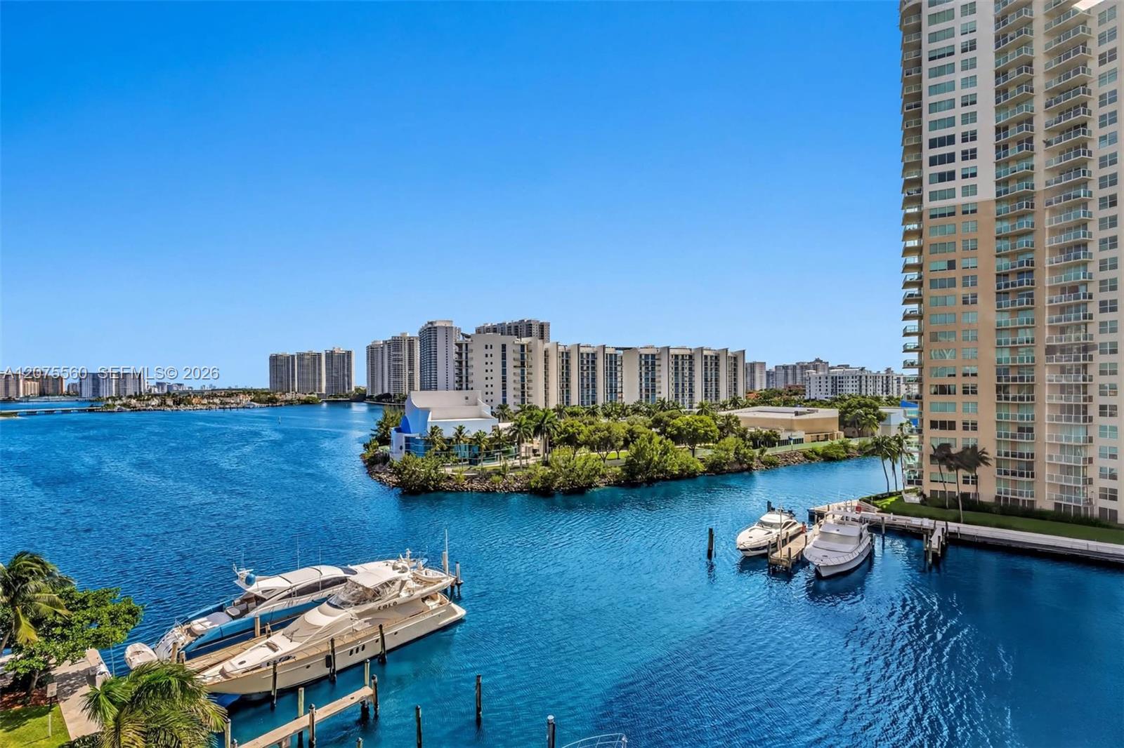 3370 Hidden Bay Dr # 815