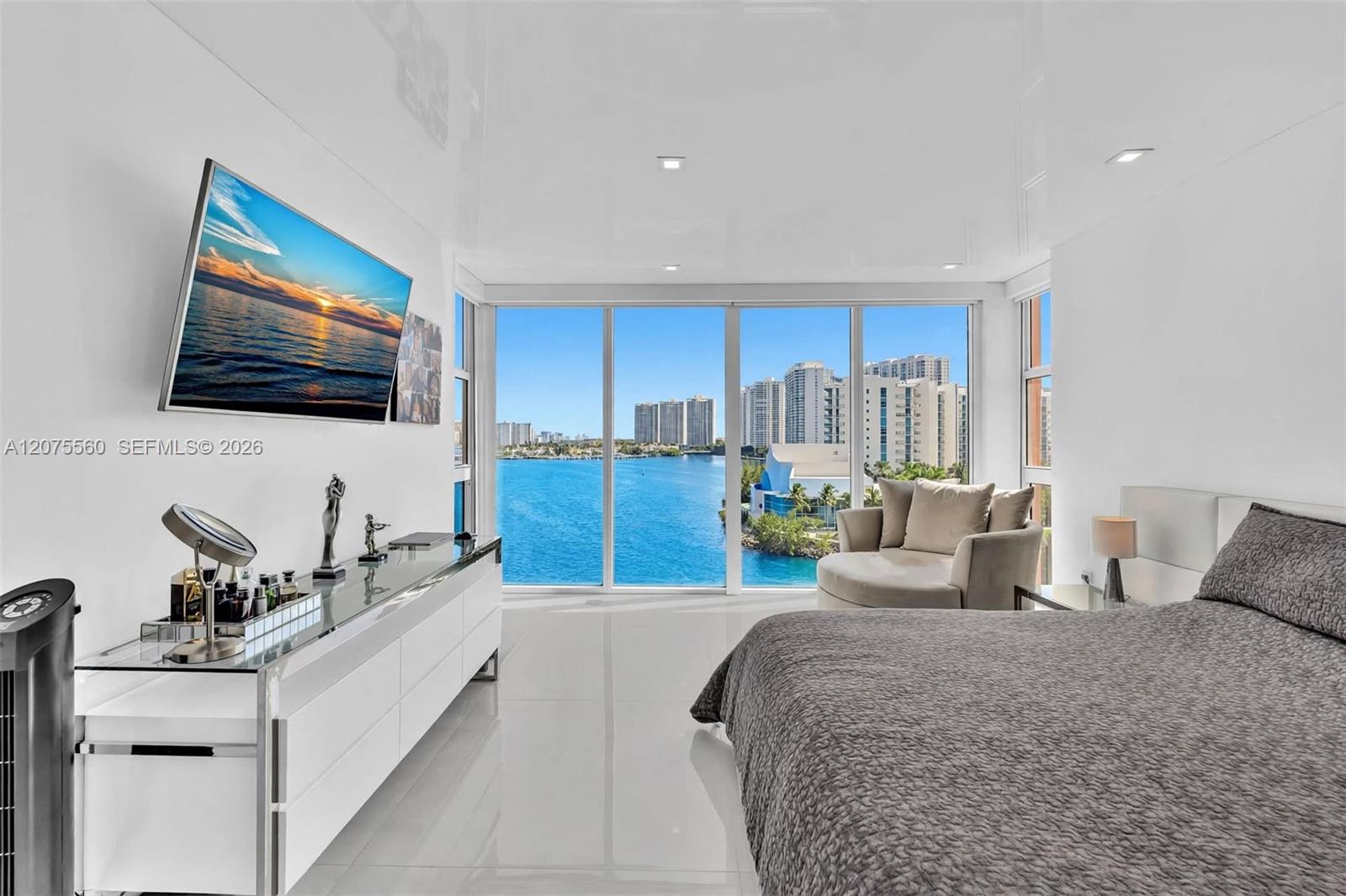 3370 Hidden Bay Dr # 815