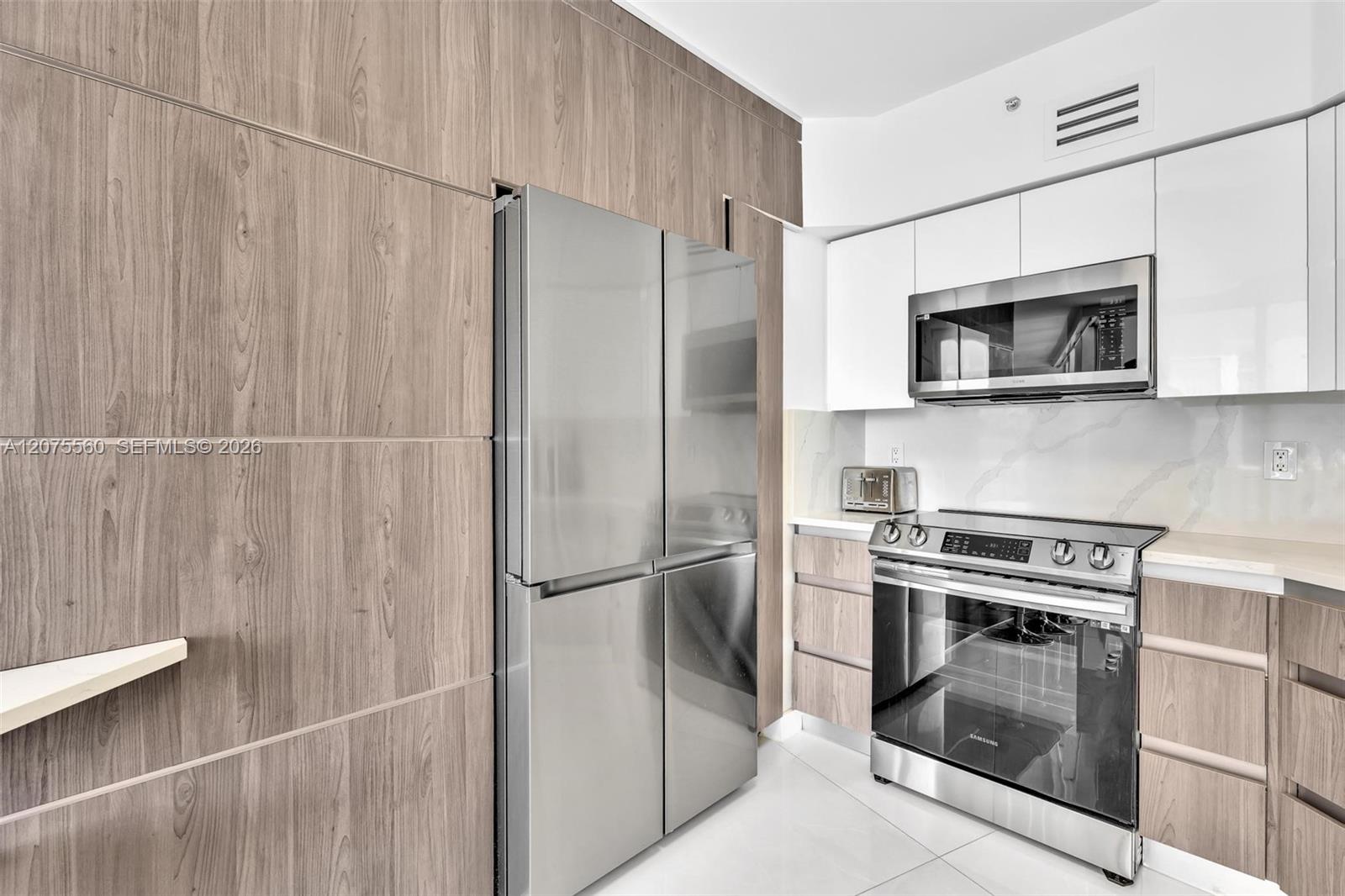 3370 Hidden Bay Dr # 815