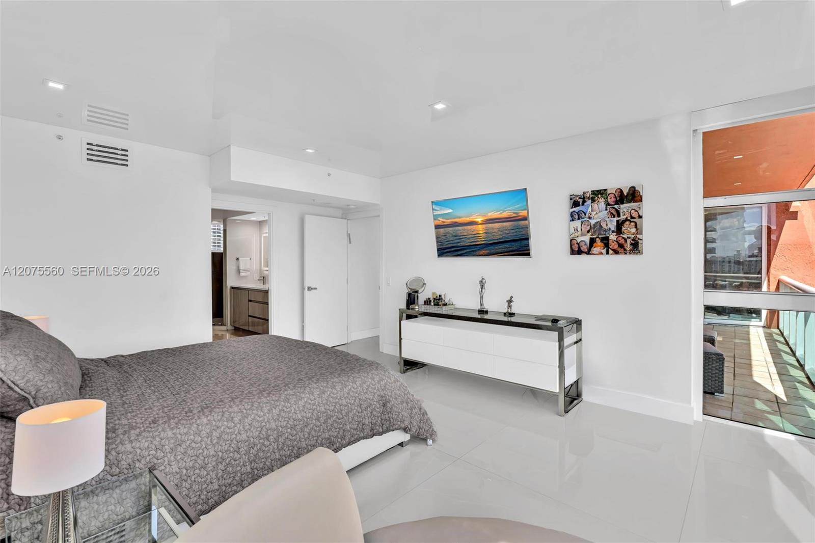 3370 Hidden Bay Dr # 815