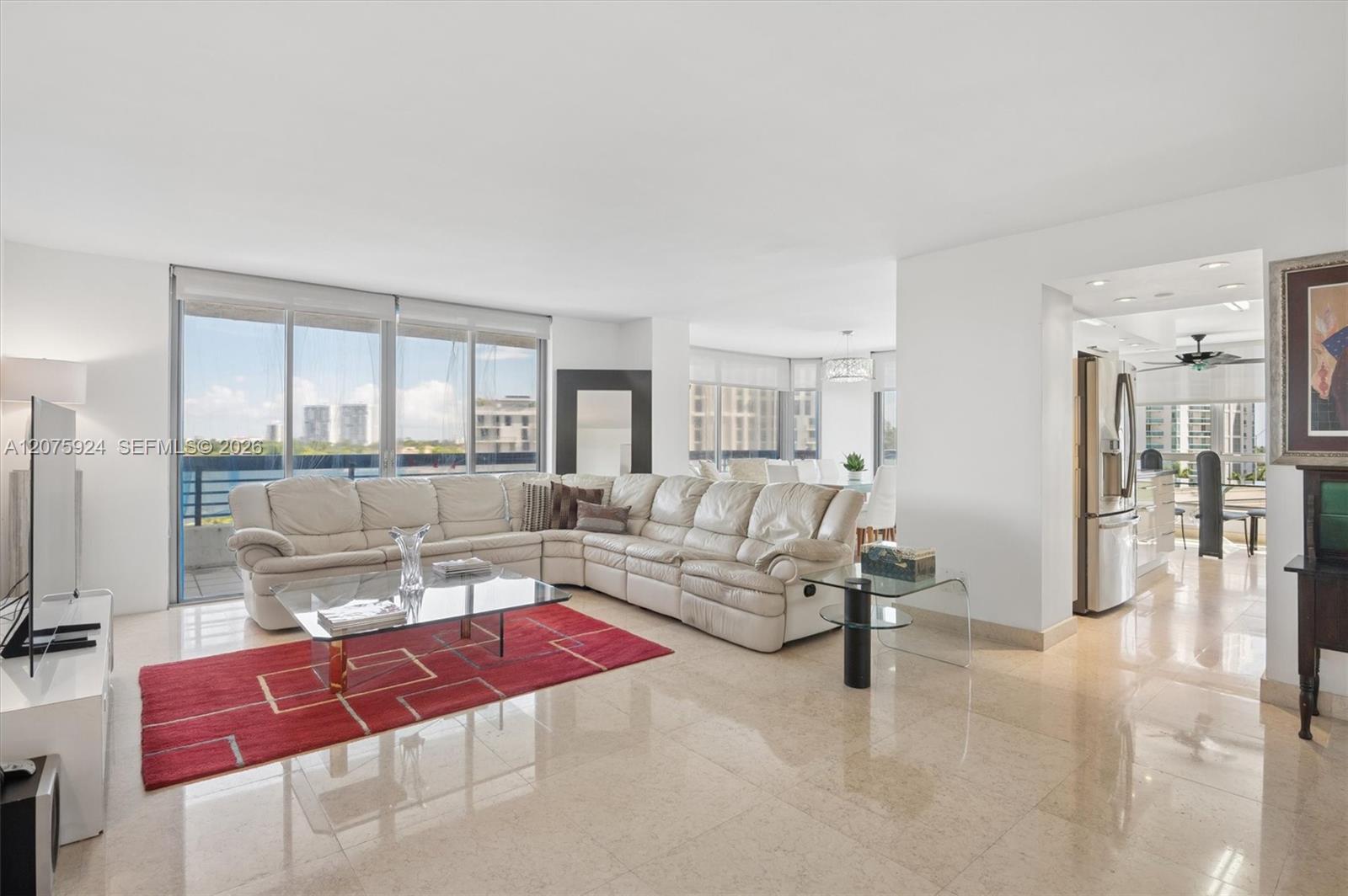 3500 Mystic Pointe Dr # 805