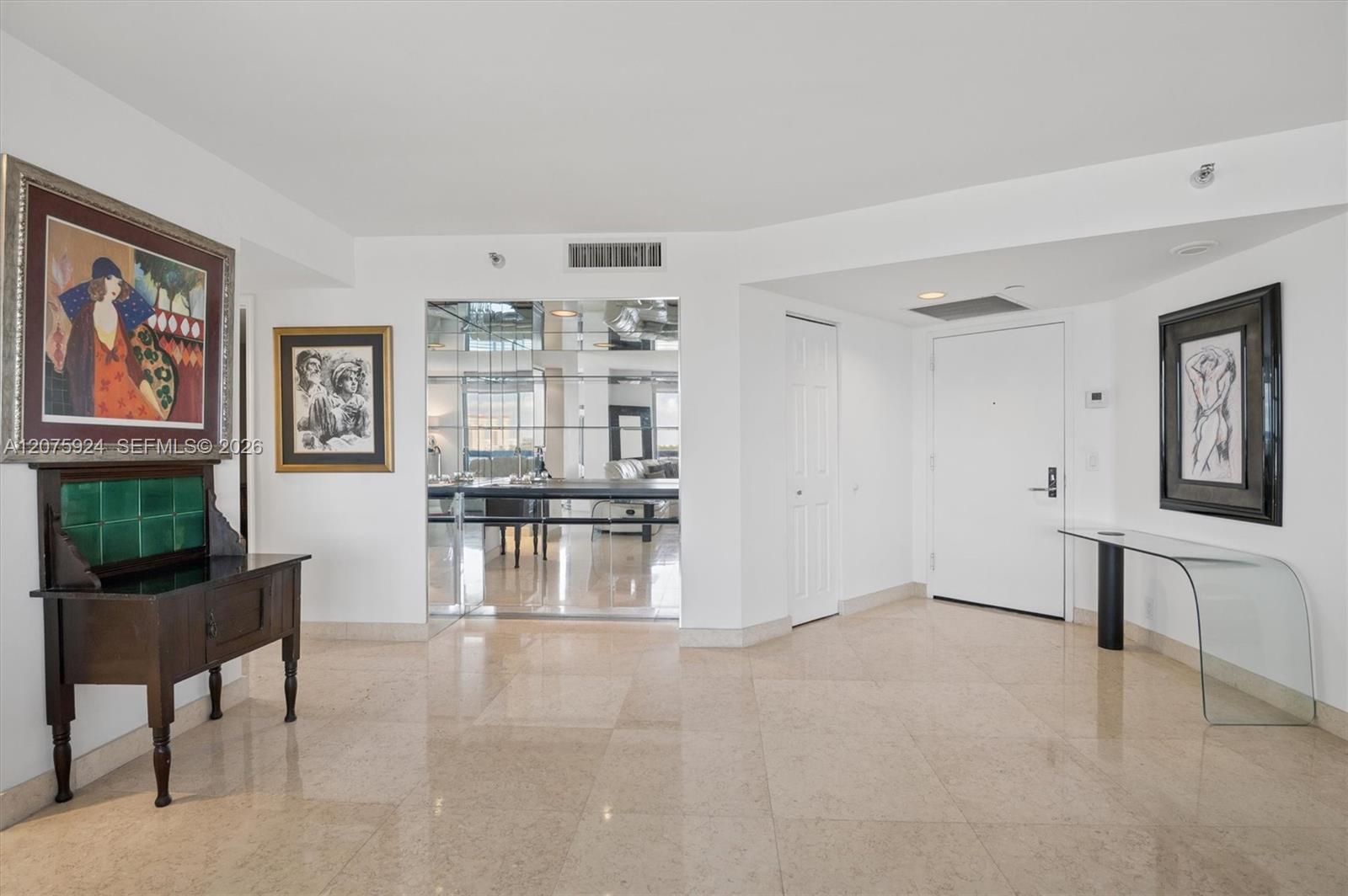 3500 Mystic Pointe Dr # 805