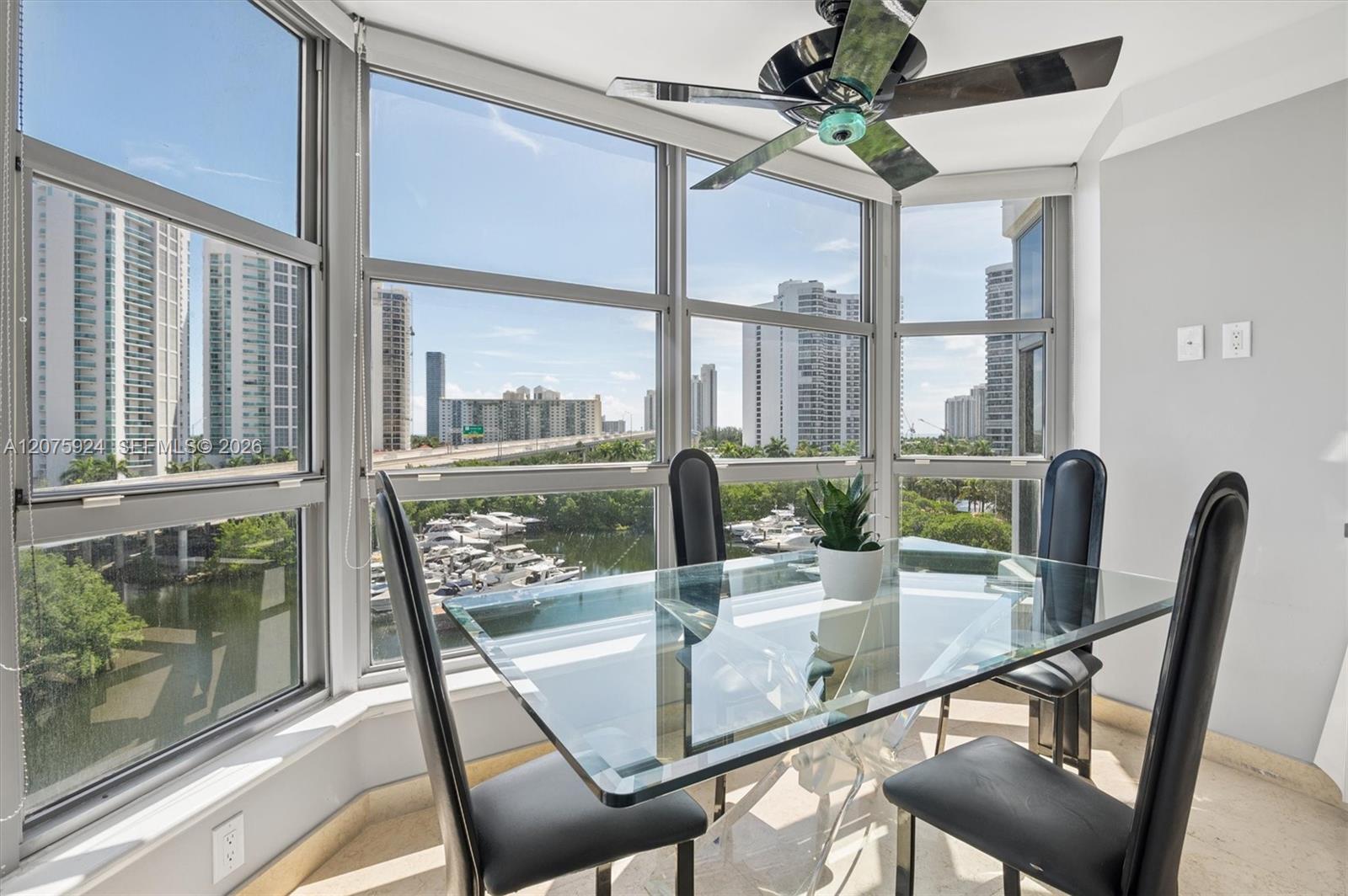 3500 Mystic Pointe Dr # 805