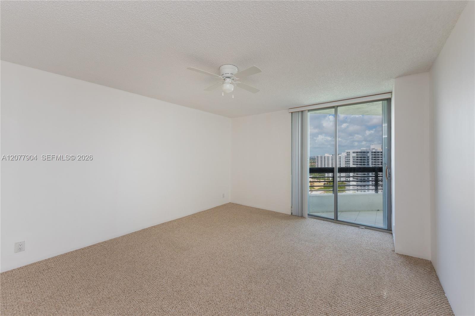 3500 MYSTIC POINTE DR # 2202