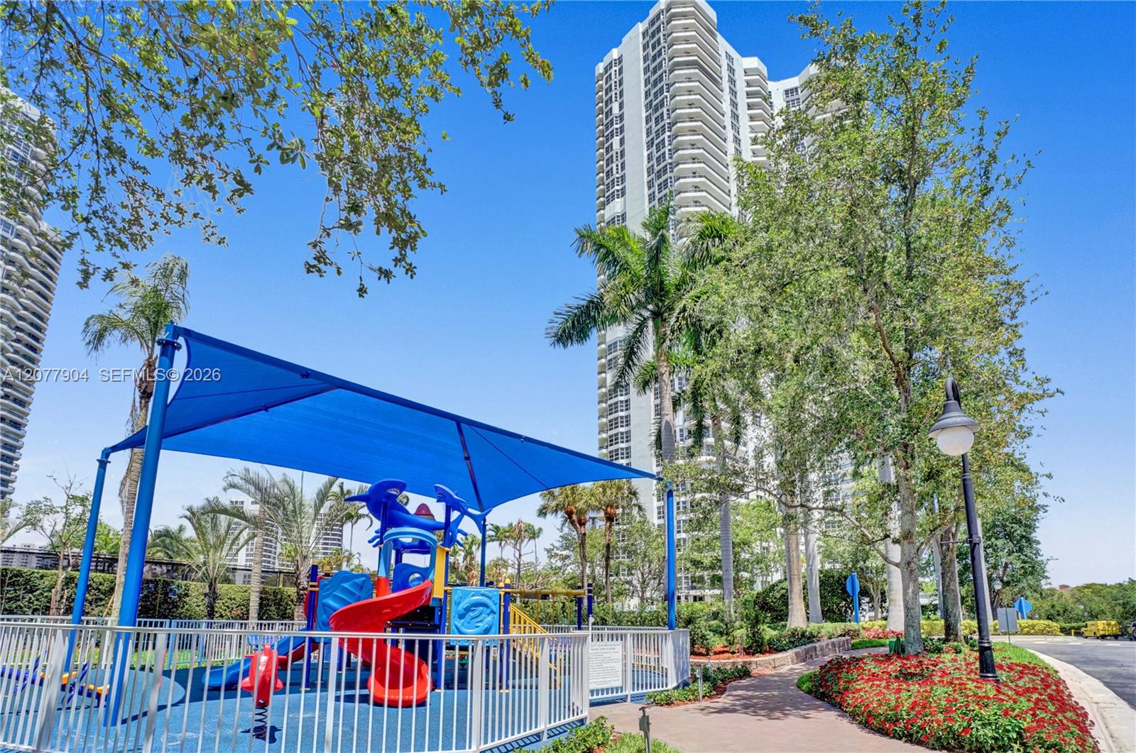 3500 MYSTIC POINTE DR # 2202