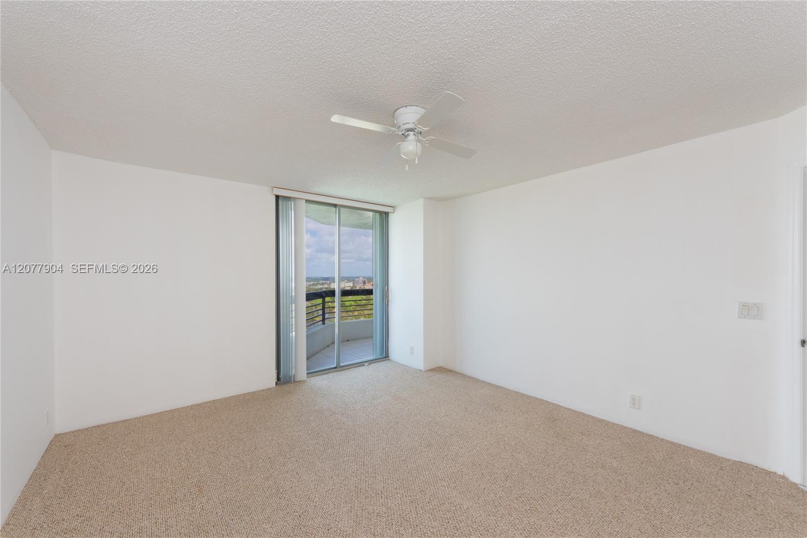 3500 MYSTIC POINTE DR # 2202