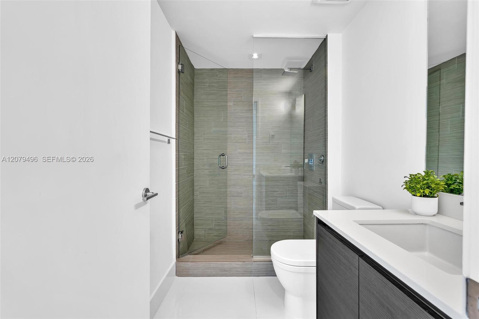300 Sunny Isles Blvd # 805 Unit: 4-805