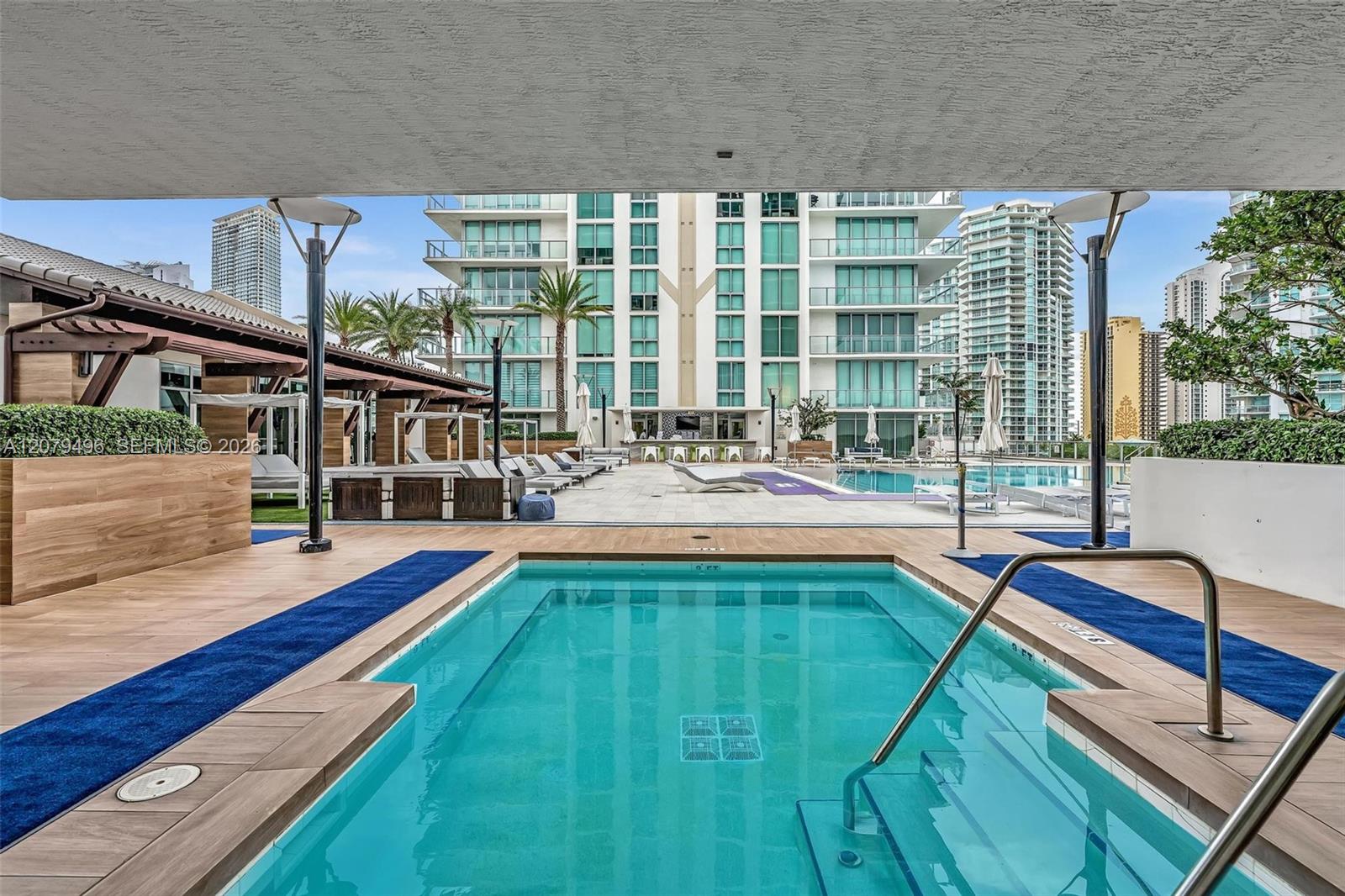300 Sunny Isles Blvd # 805 Unit: 4-805
