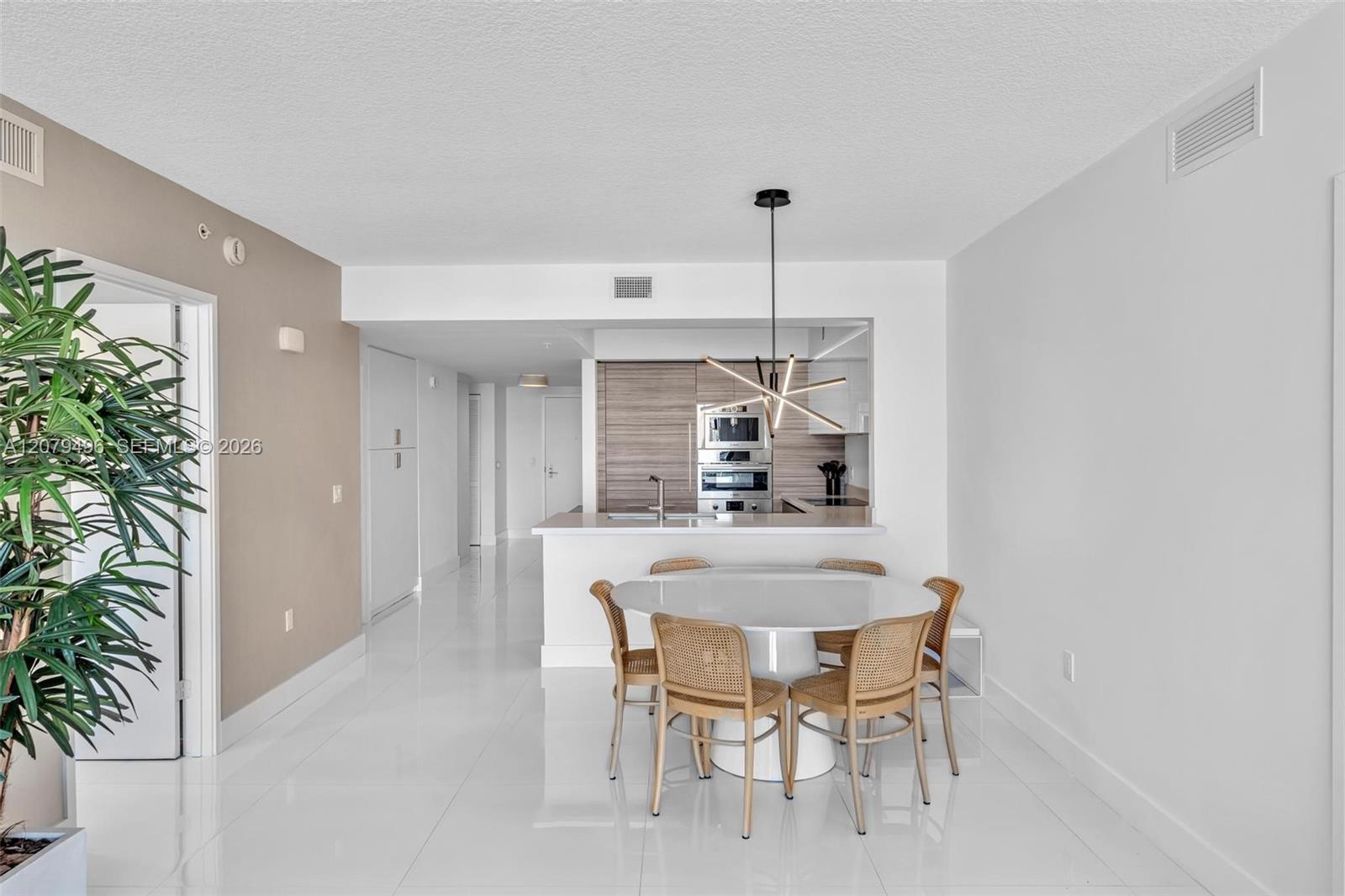 300 Sunny Isles Blvd # 805 Unit: 4-805