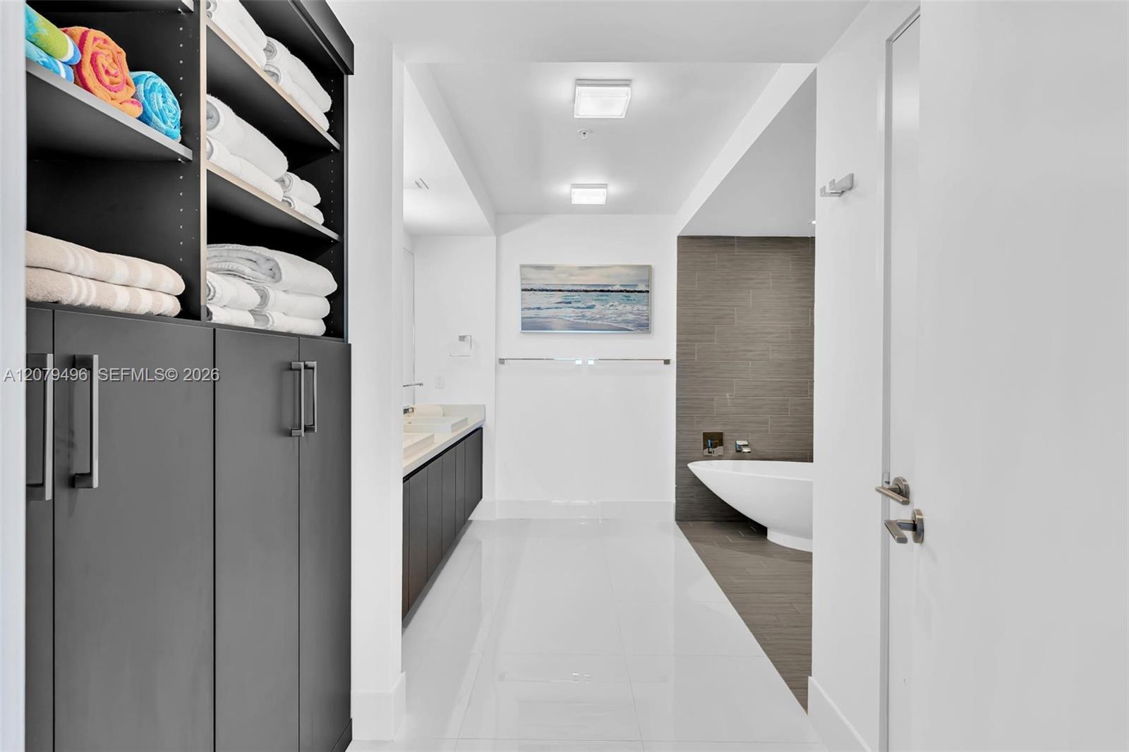 300 Sunny Isles Blvd # 805 Unit: 4-805