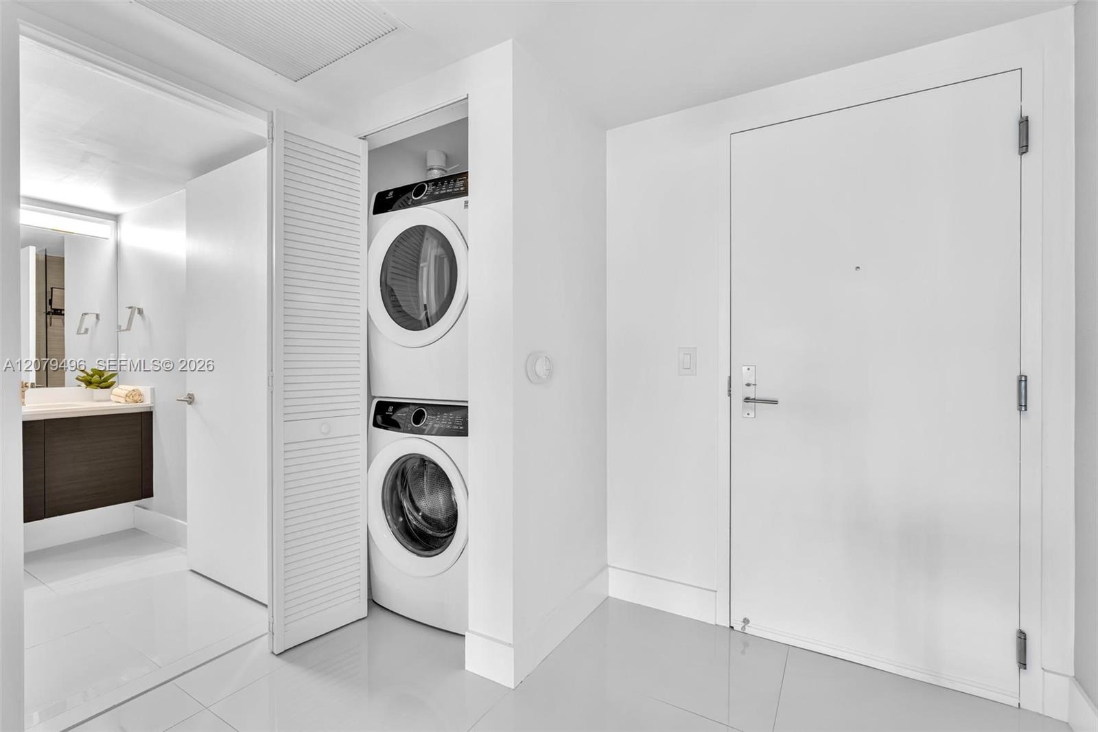 300 Sunny Isles Blvd # 805 Unit: 4-805