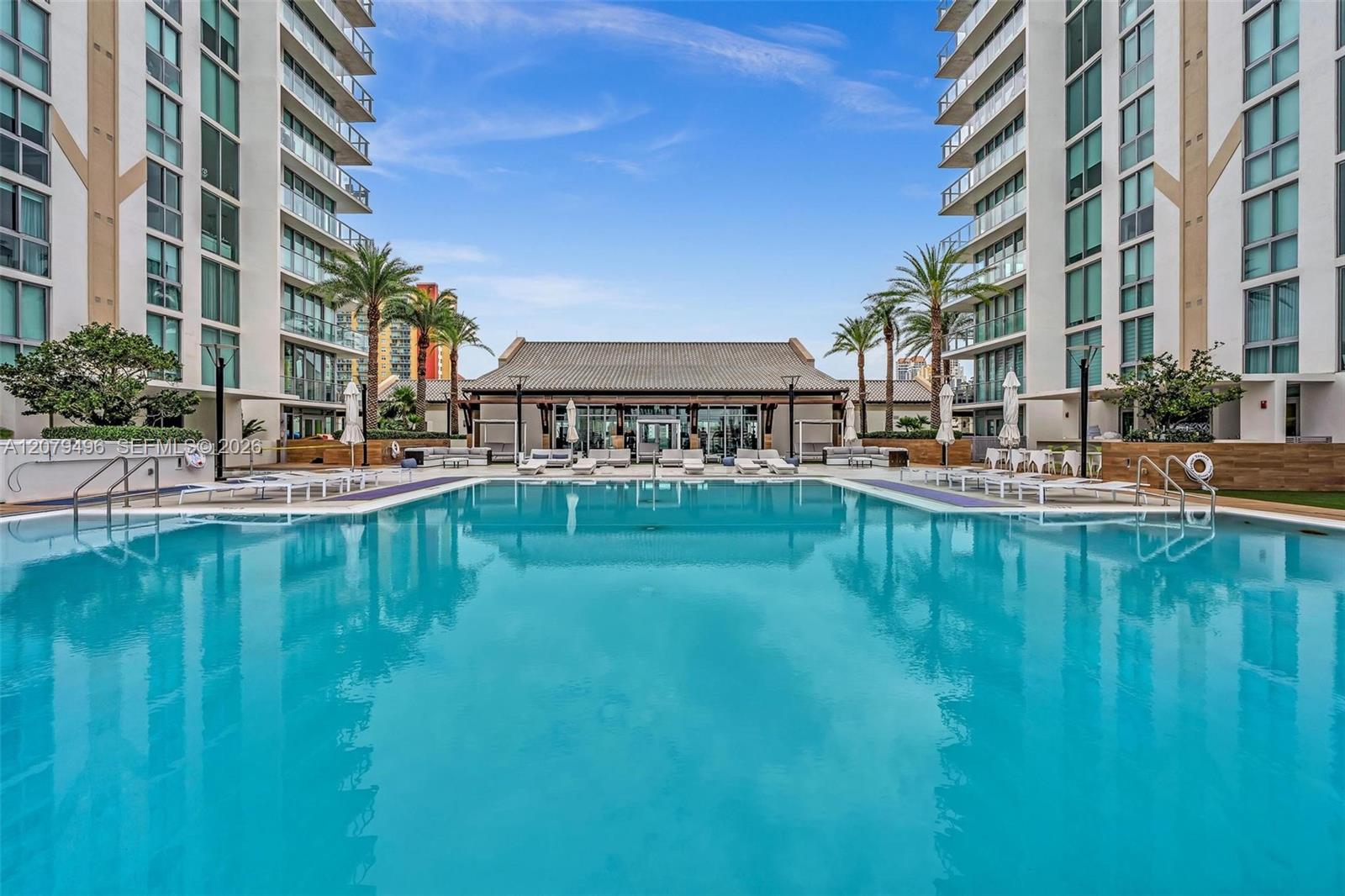 300 Sunny Isles Blvd # 805 Unit: 4-805