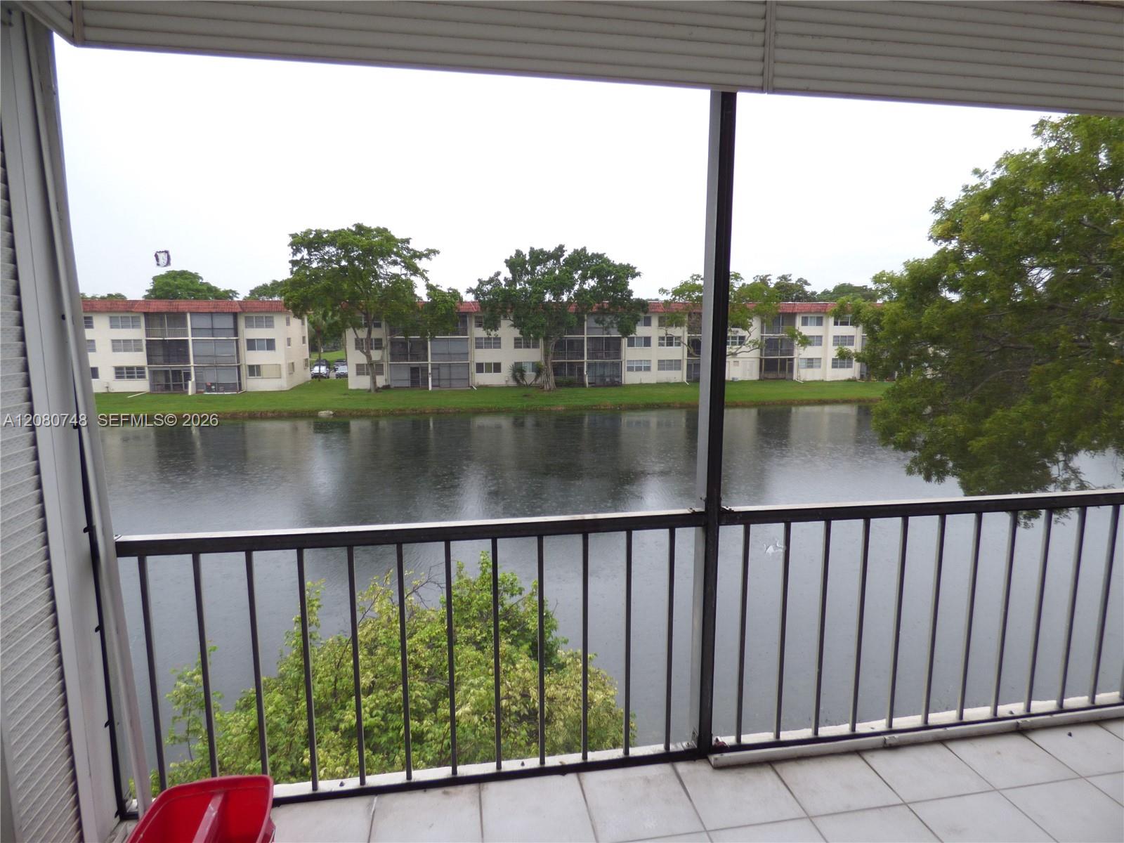 361 S Hollybrook Dr # 302