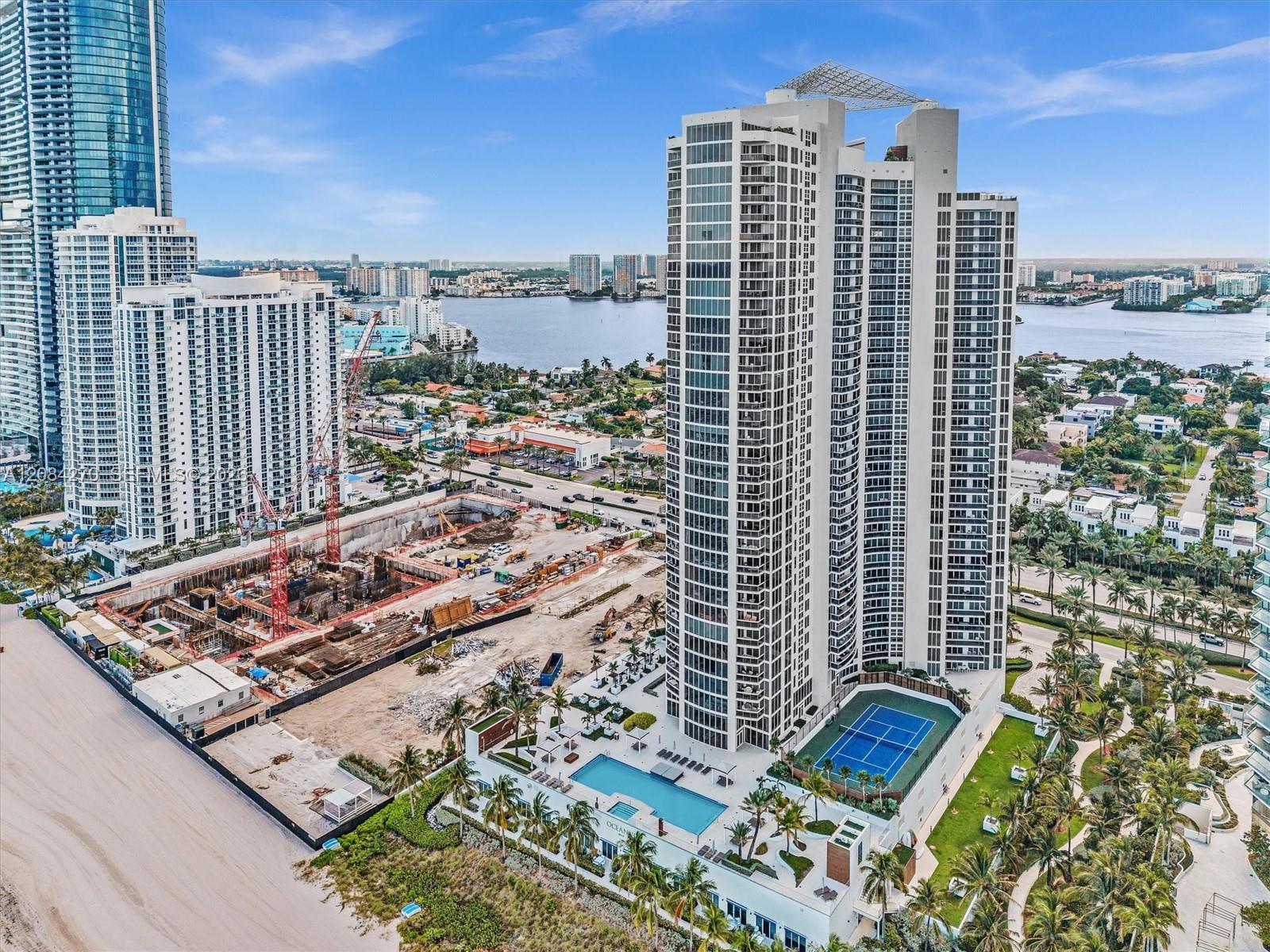 18911 Collins Ave # 2101