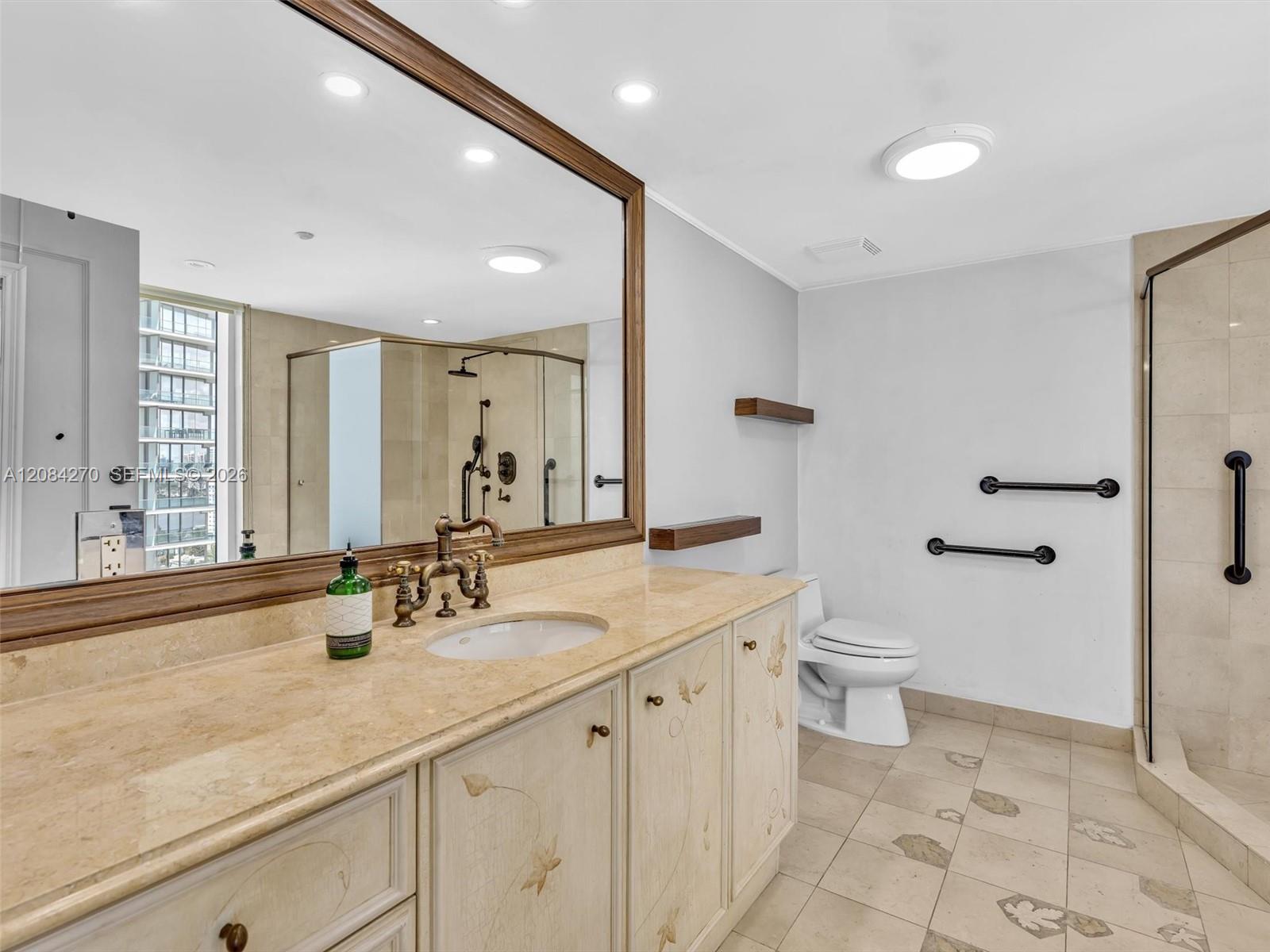 18911 Collins Ave # 2101
