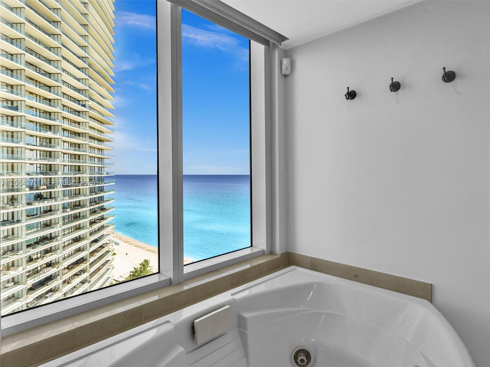 18911 Collins Ave # 2101