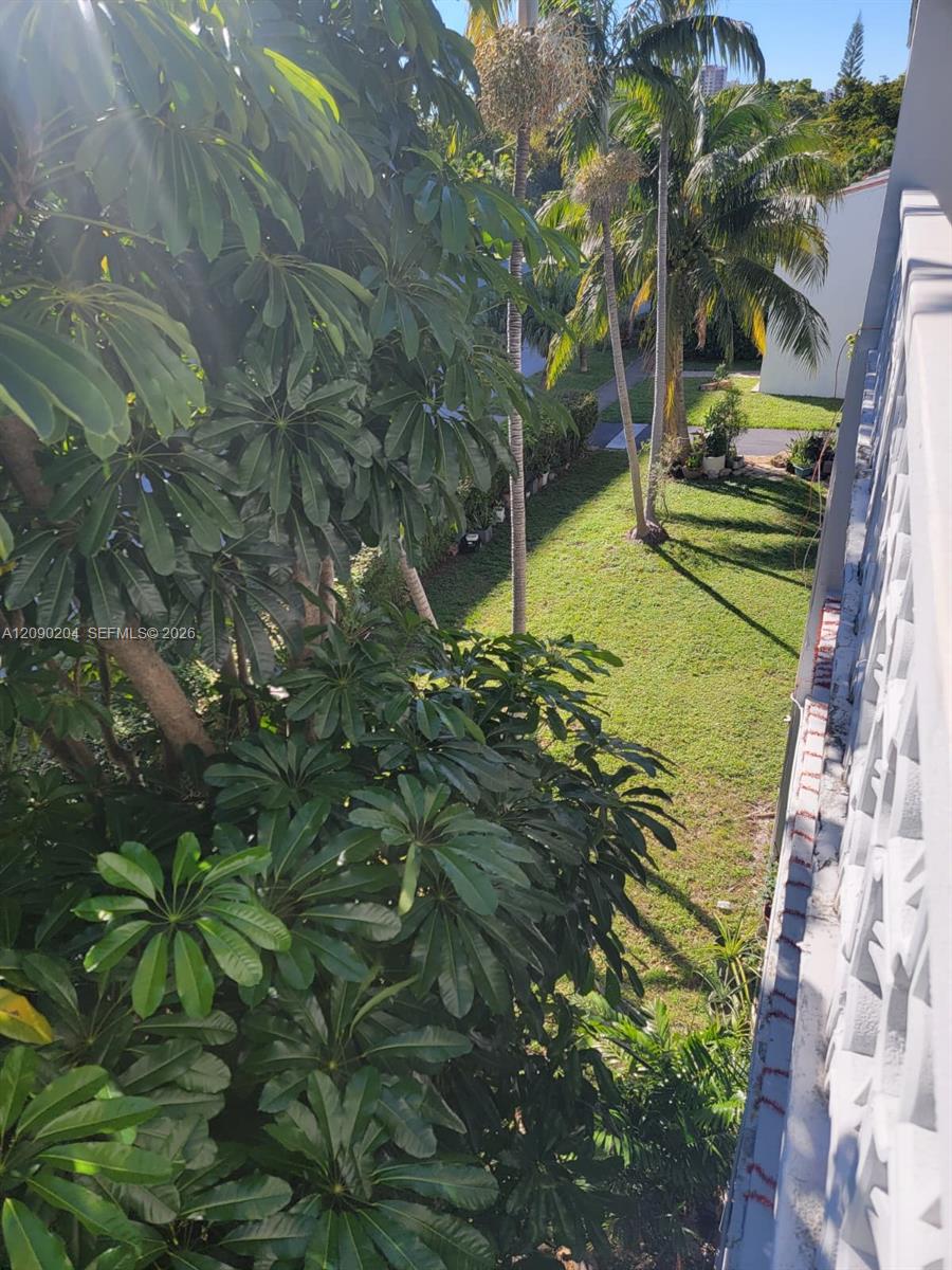 2005 Sans Souci Blvd # 305