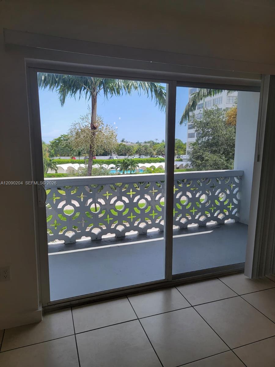 2005 Sans Souci Blvd # 305