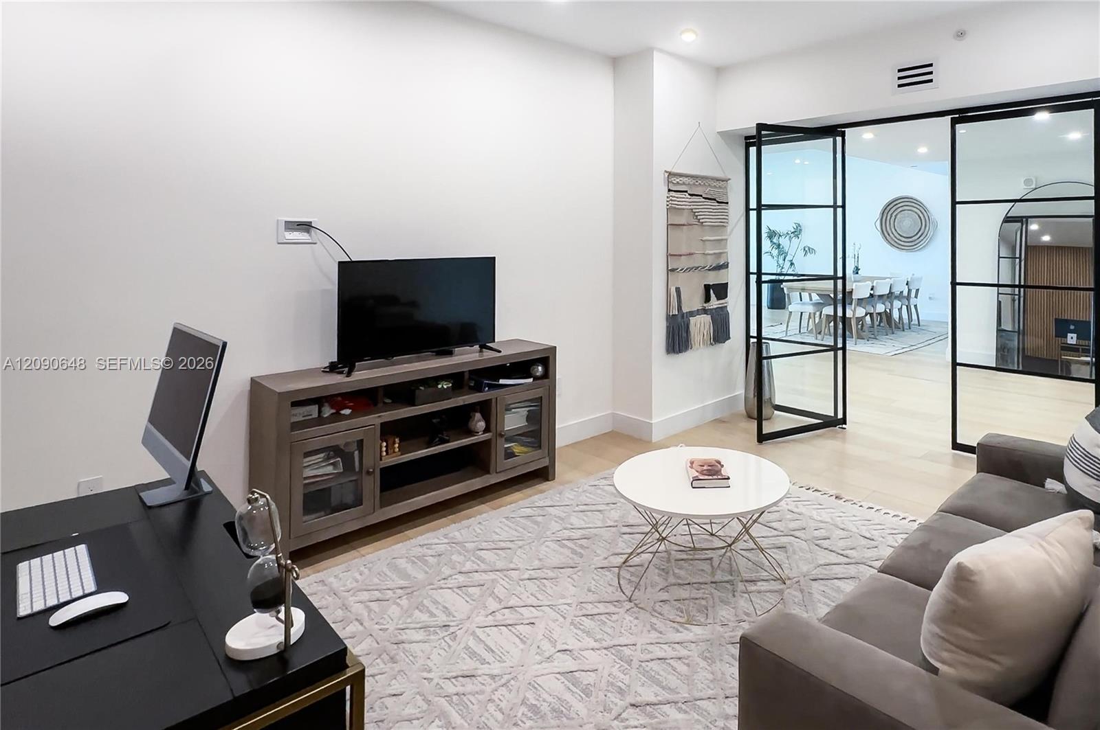 3330 NE 190th St Unit: UPH11