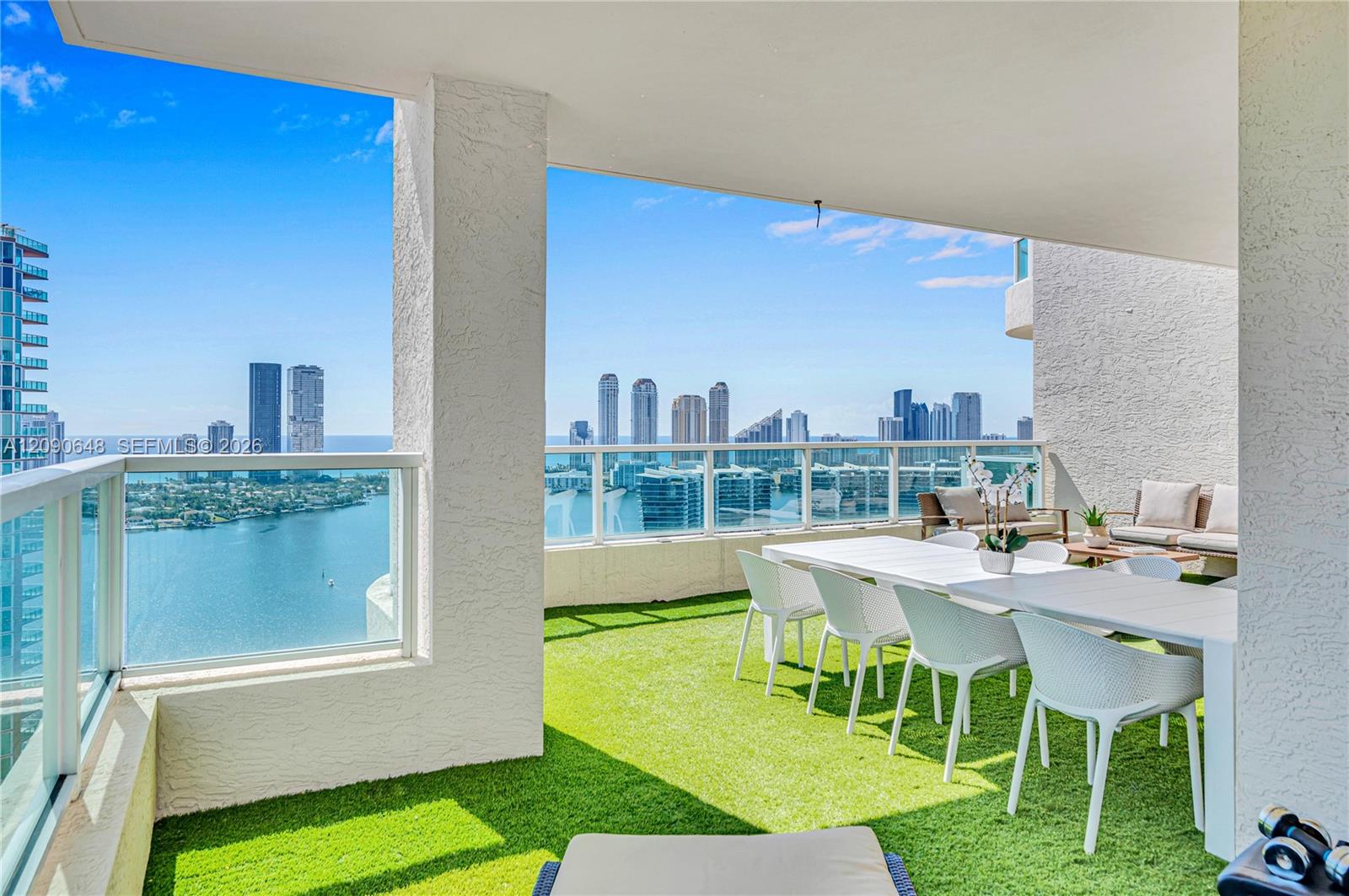 3330 NE 190th St Unit: UPH11