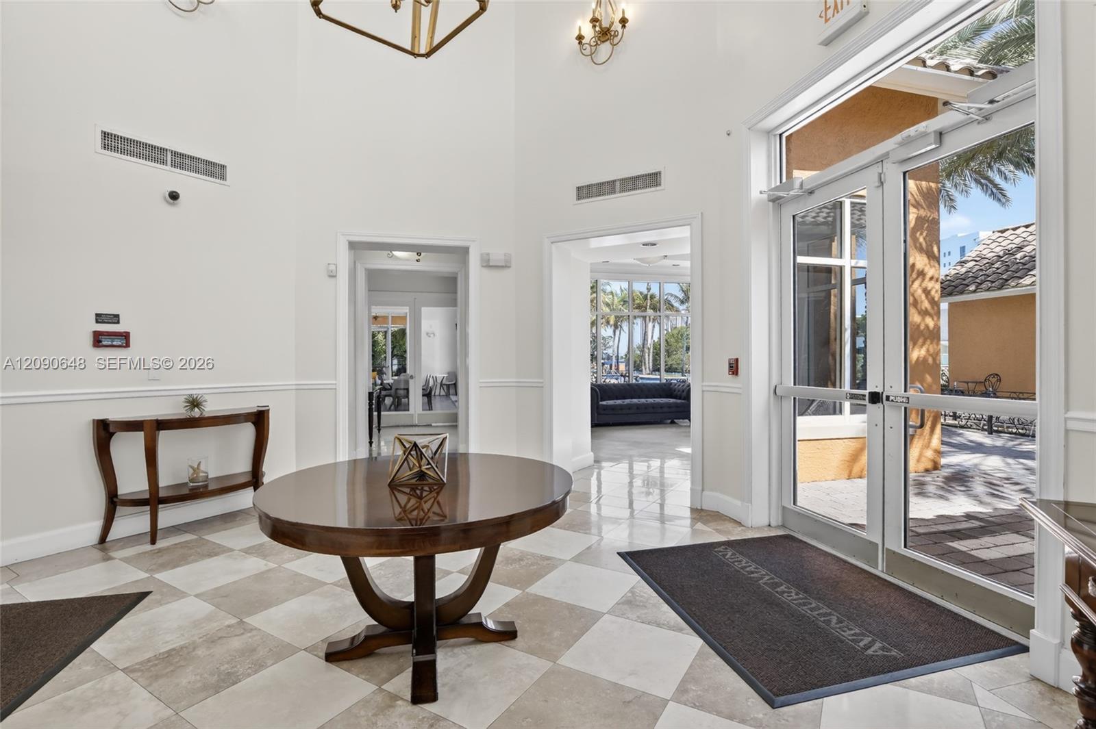 3330 NE 190th St Unit: UPH11