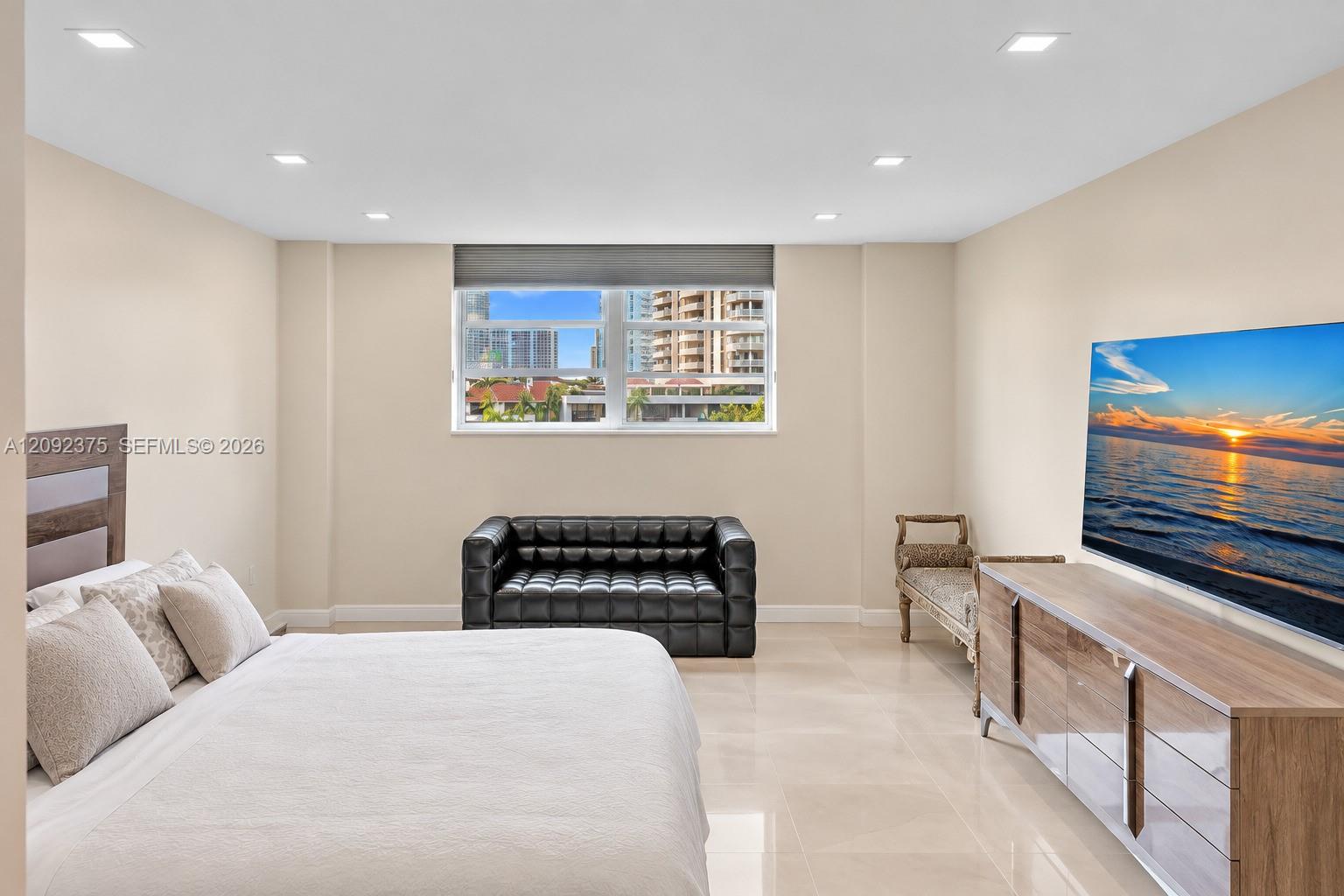 19390 Collins Ave # 421