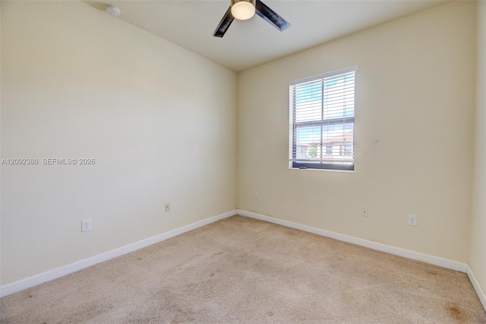 3316 W 91st Ter